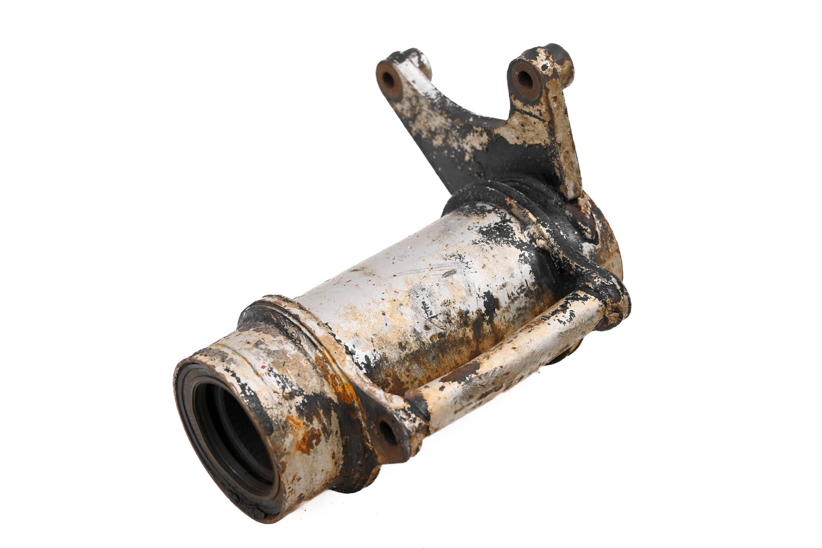 96 Yamaha Warrior 350 2x4 Rear Bearing Carrier Axle Housing YFM350X