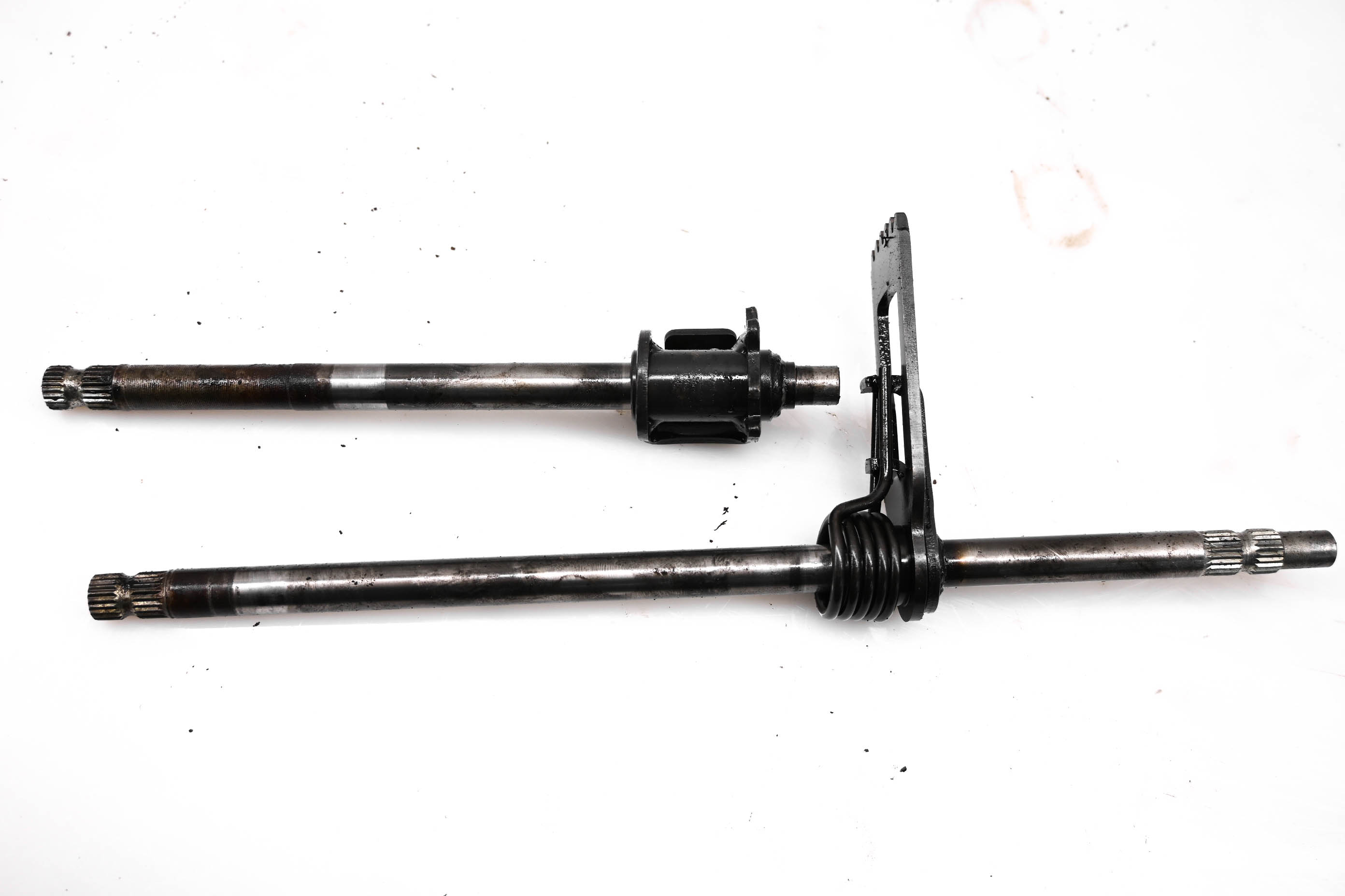 84 Suzuki Quadrunner 185 2x4 Transmission Shift Forks & Drum LT185
