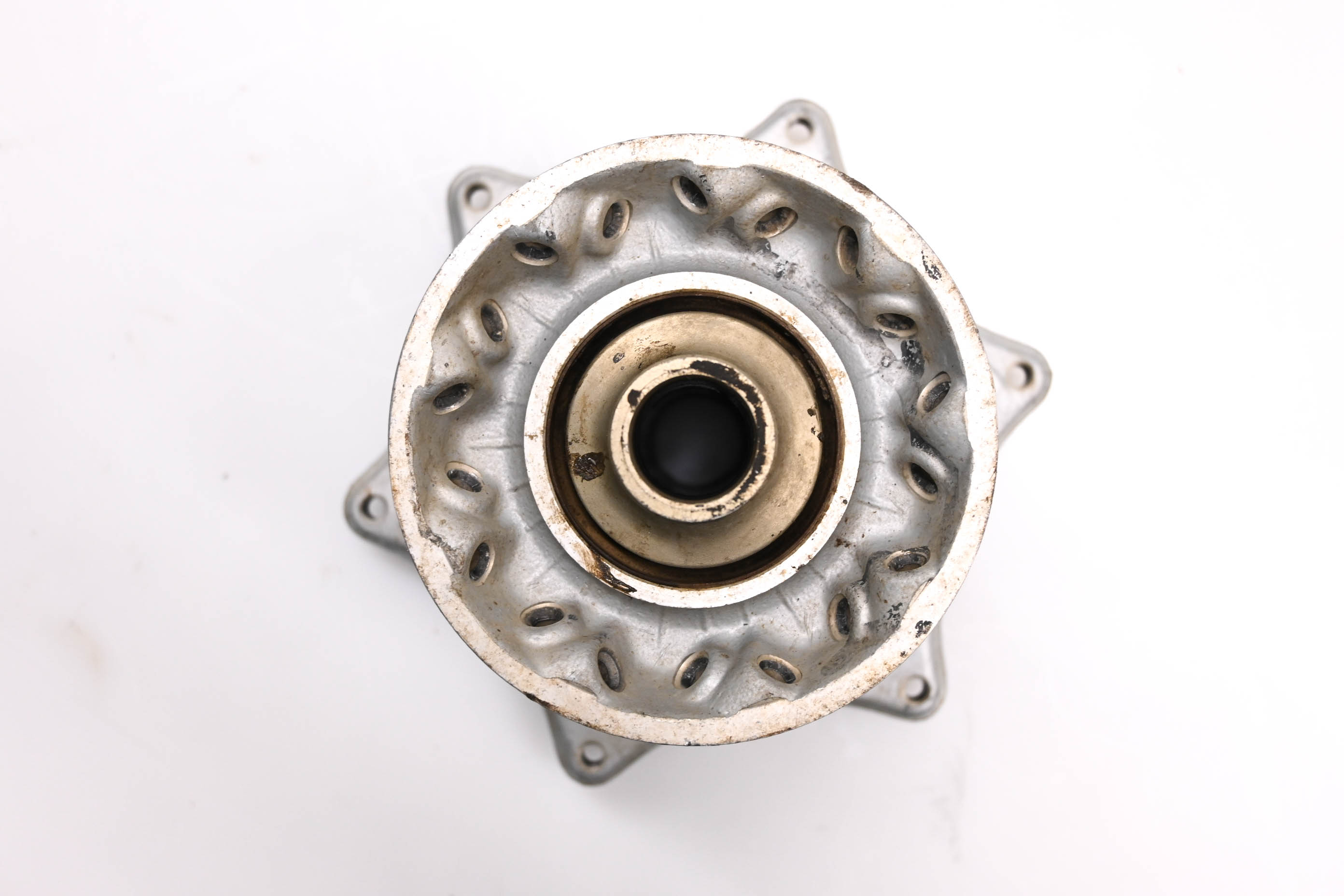 02 KTM MXC 200 Front Wheel Hub