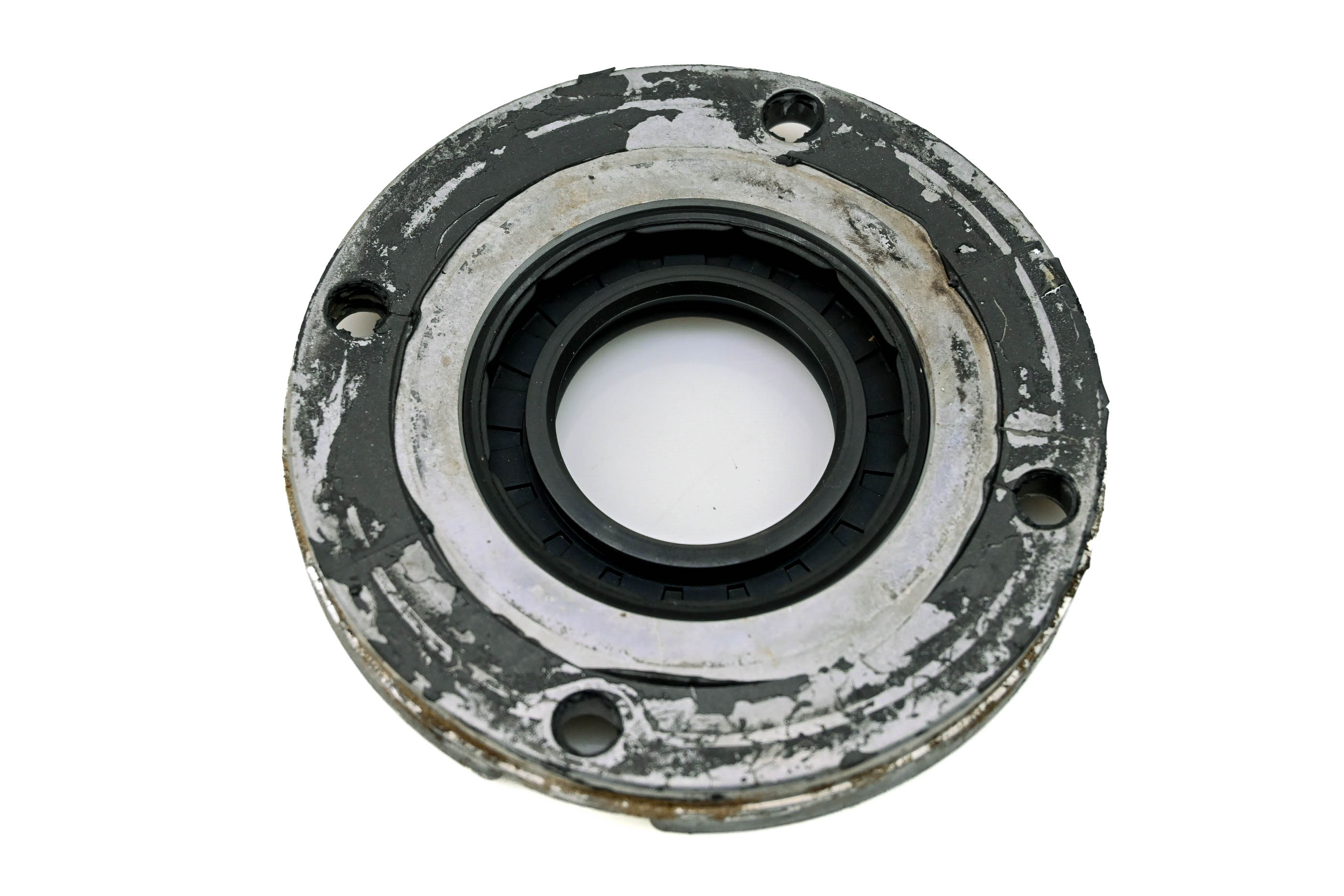 04 Can-Am Quest 500 4x4 Output Bearing Shaft Cover Bombardier