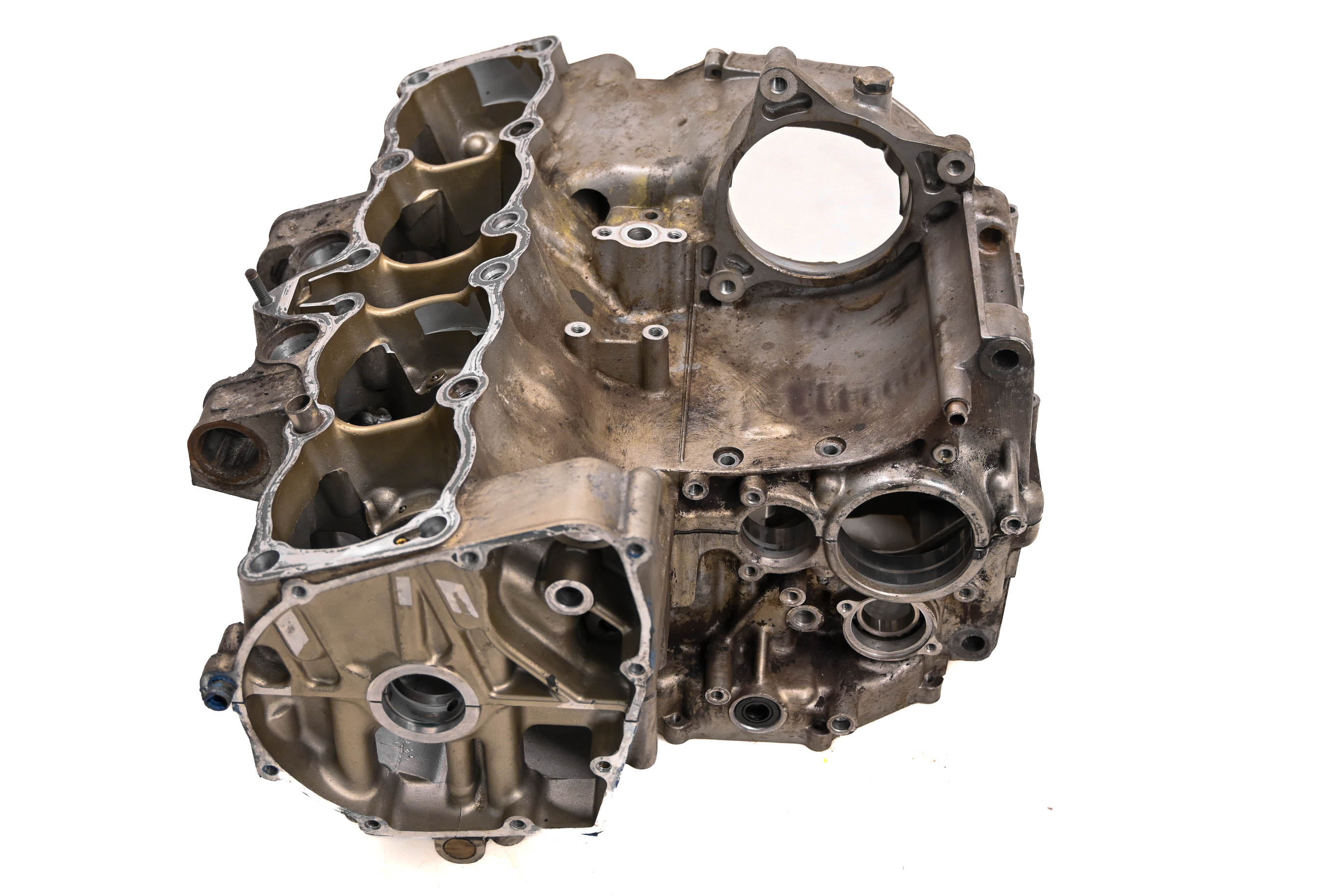 00 Suzuki Katana 600 Crankcase Center Crank Case GSX600F
