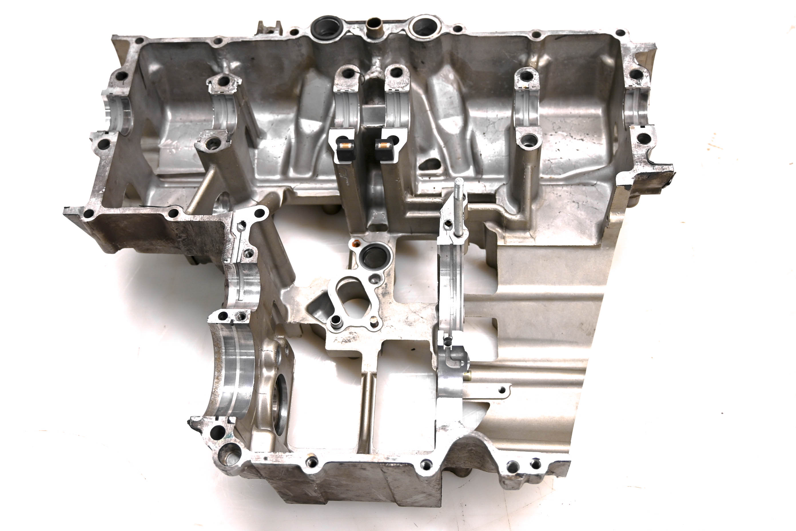 00 Suzuki Katana 600 Crankcase Center Crank Case GSX600F