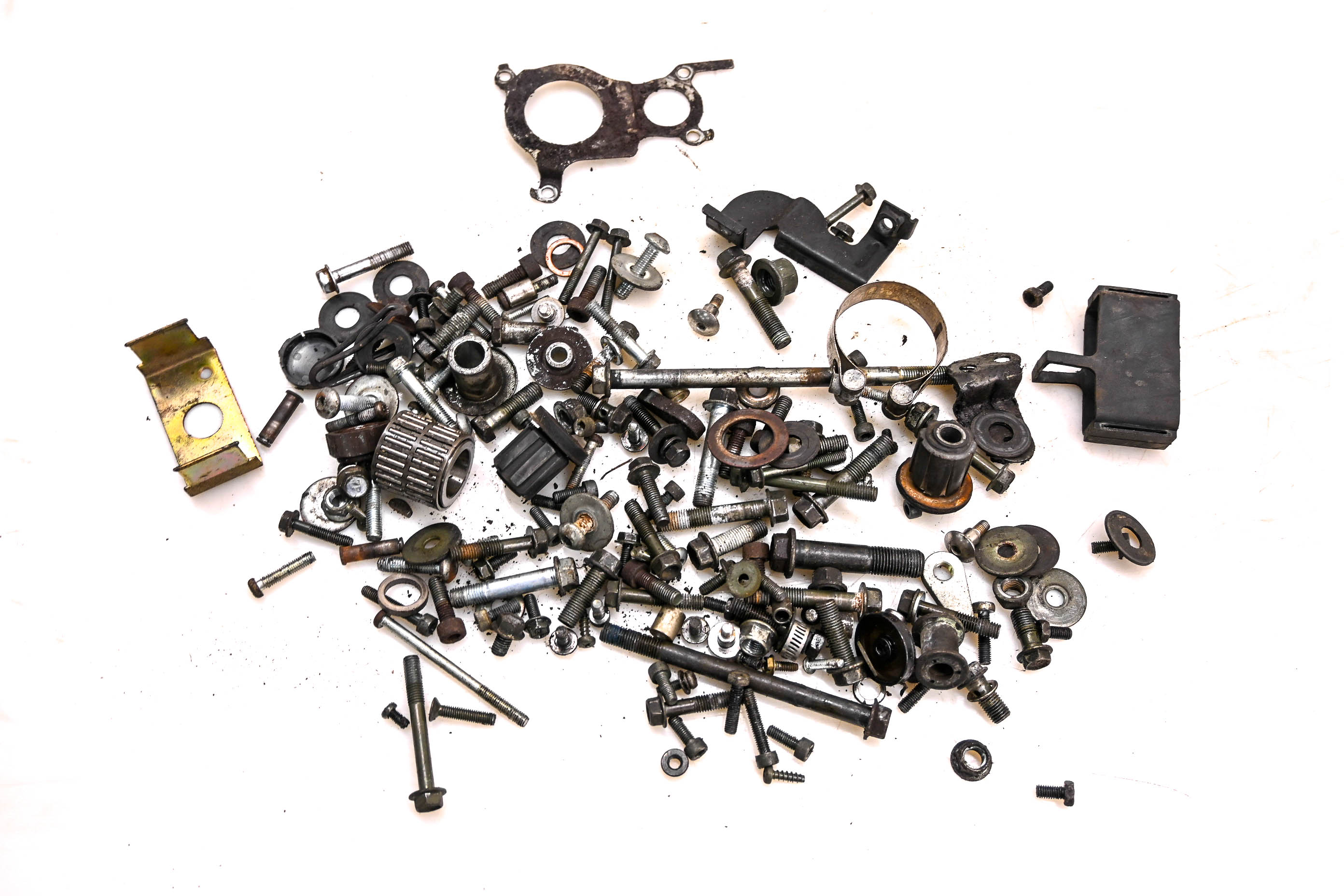 00 Suzuki Katana 600 Hardware Set Nuts & Bolts GSX600F