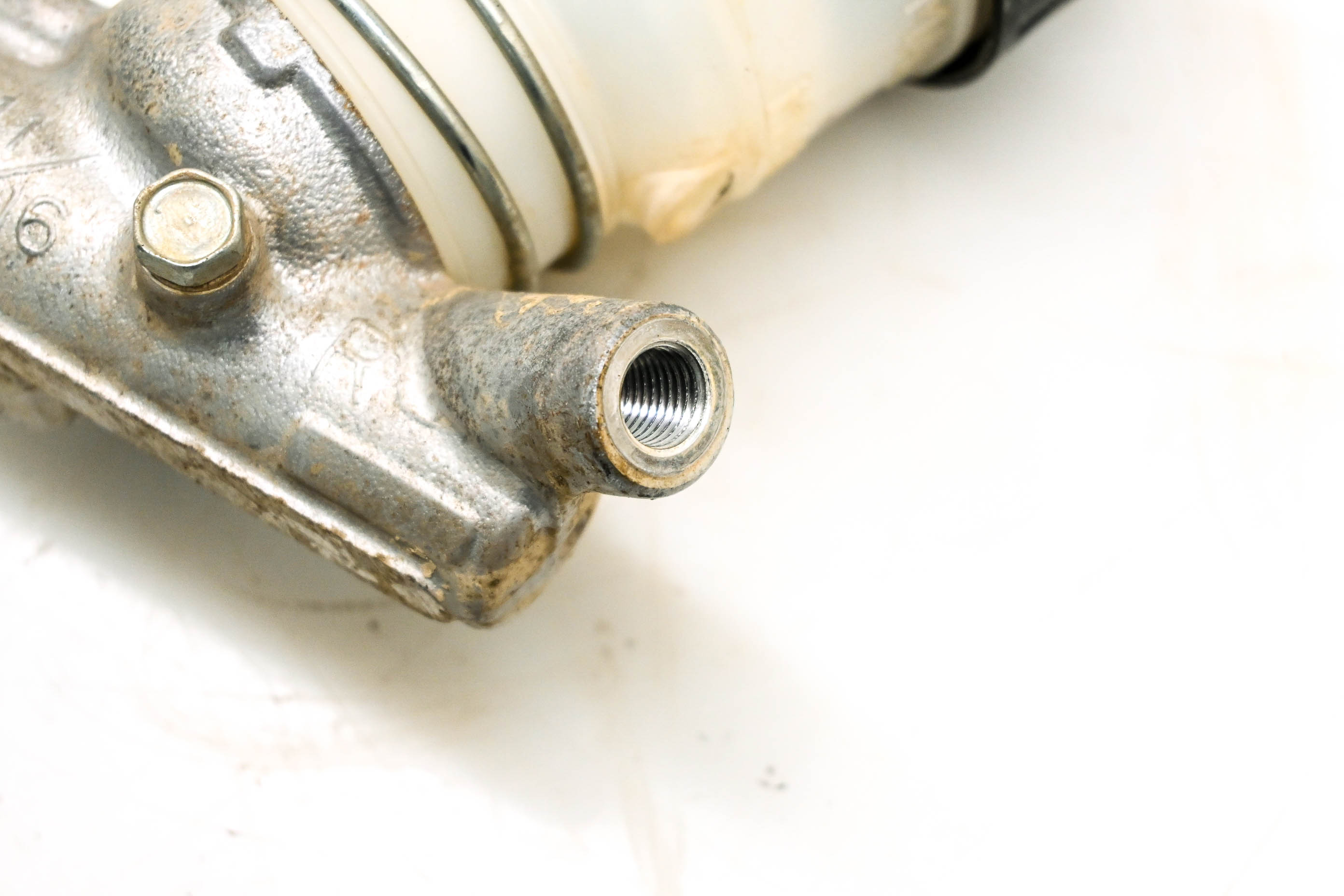 19 Can-Am Commander 800R XT 4x4 Brake Master Cylinder