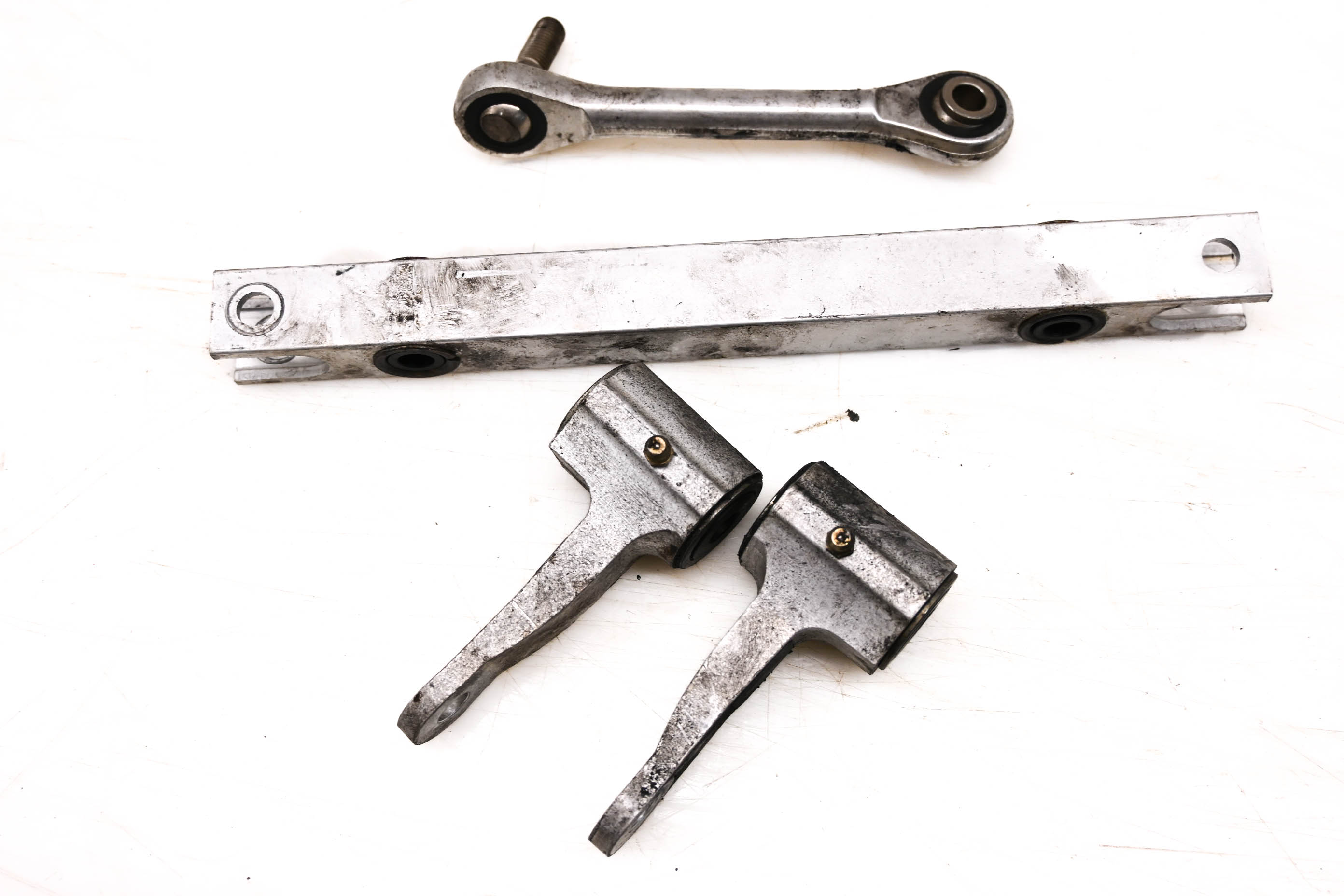 05 Ski-Doo MXZ Adrenaline 800 HO Steering Linkage Pivot Arms 121"