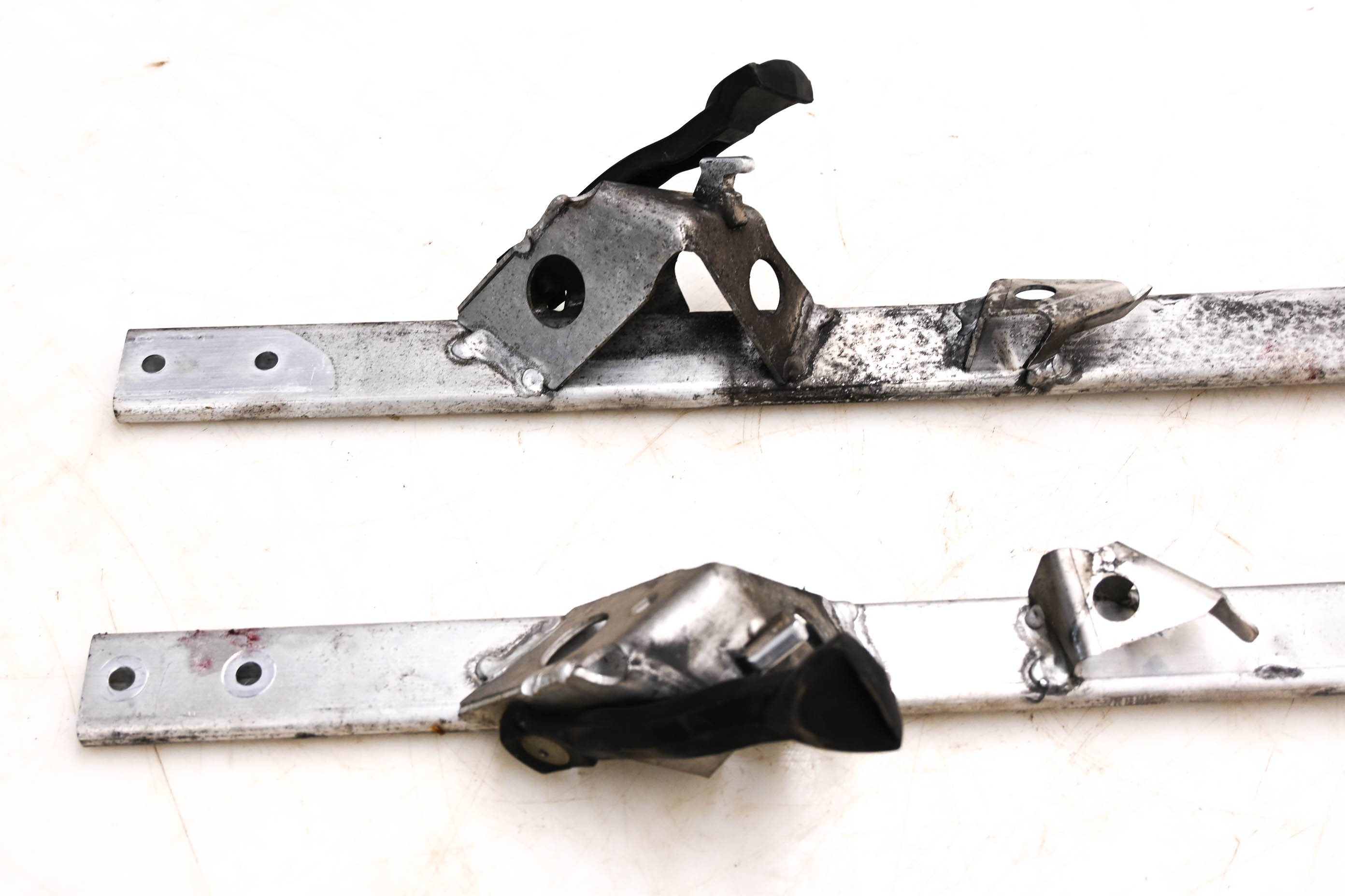 05 Ski-Doo MXZ Adrenaline 800 HO Gas Tank Support Brackets Mounts 121"