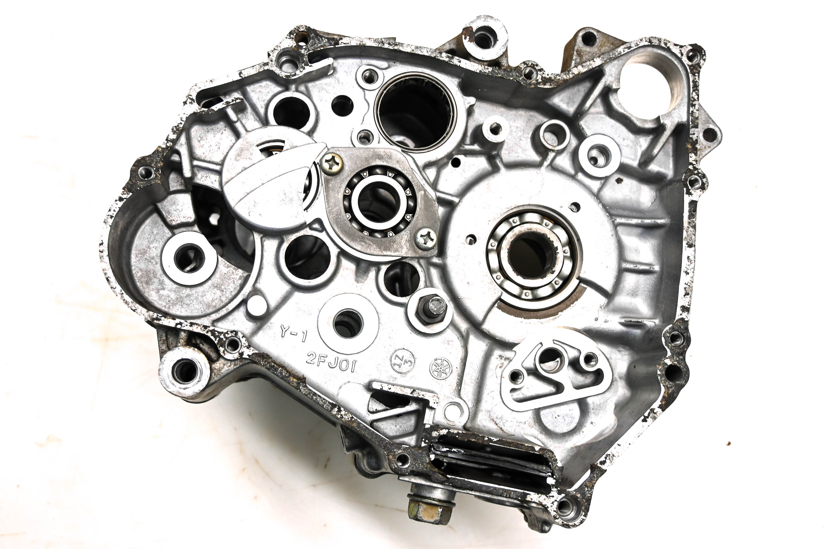 87 Yamaha Moto-4 80 Crankcase Center Crank Case YFM80