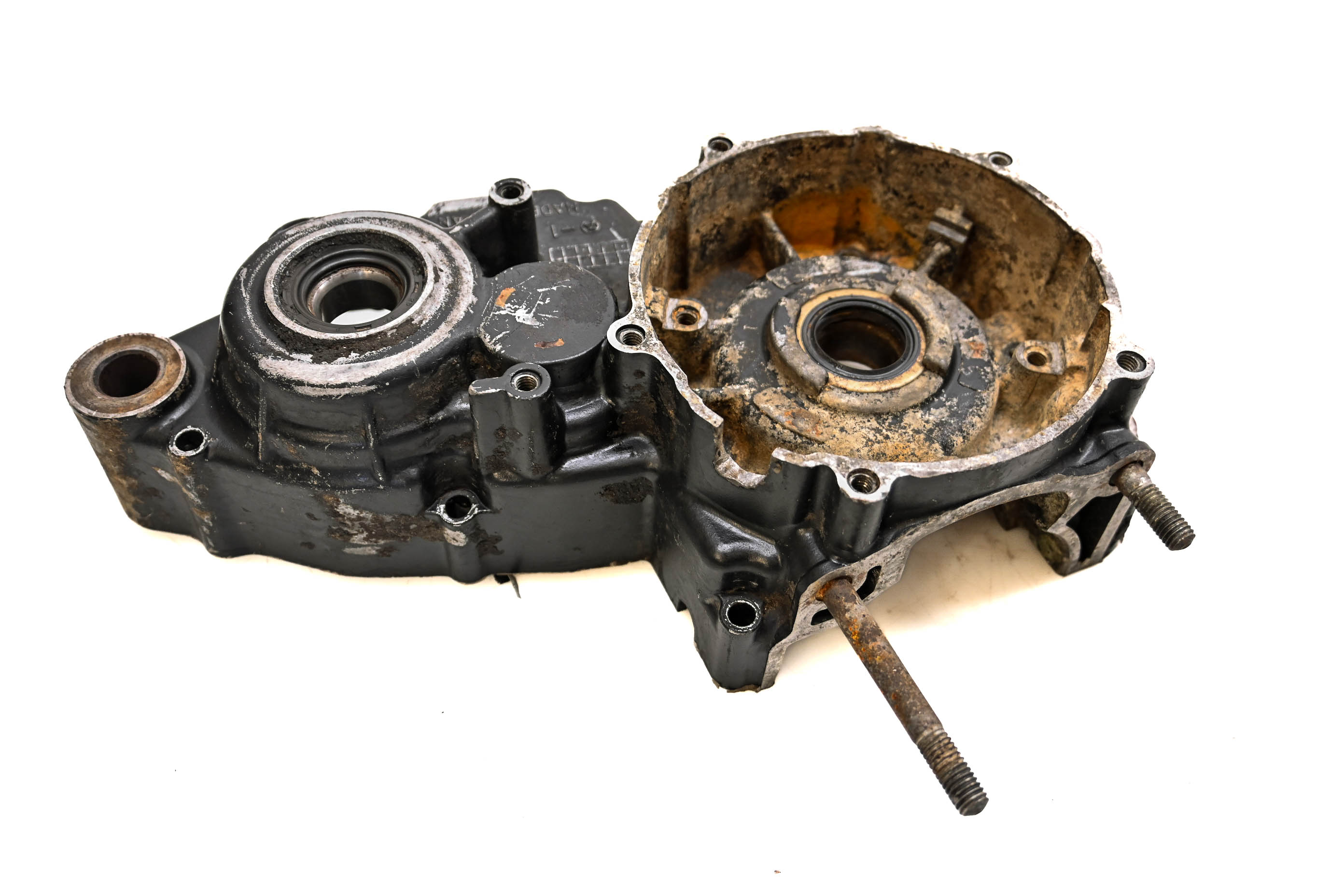 83 Kawasaki KDX200 Left Crankcase Center Half Crank Case