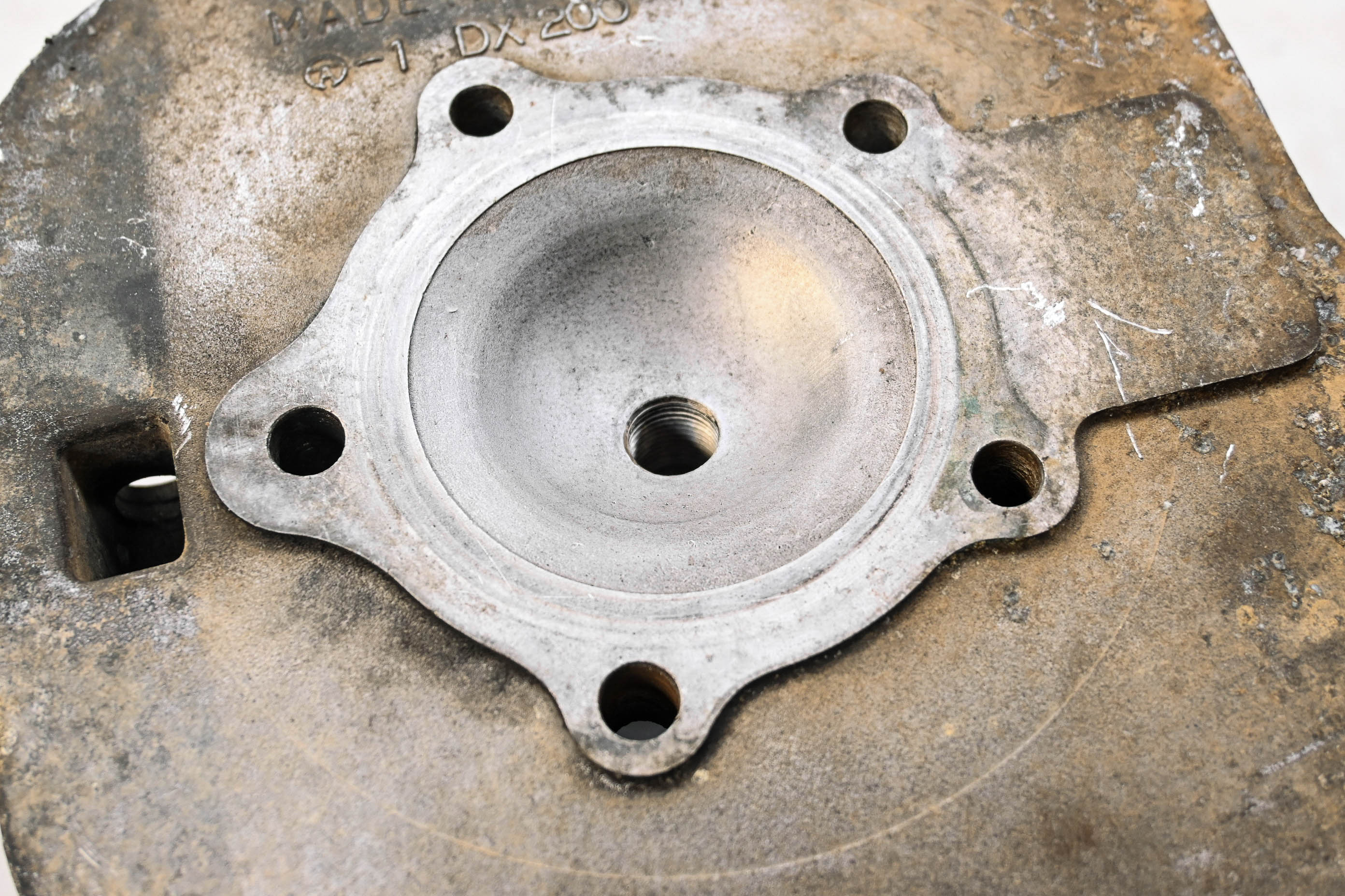 83 Kawasaki KDX200 Cylinder Head