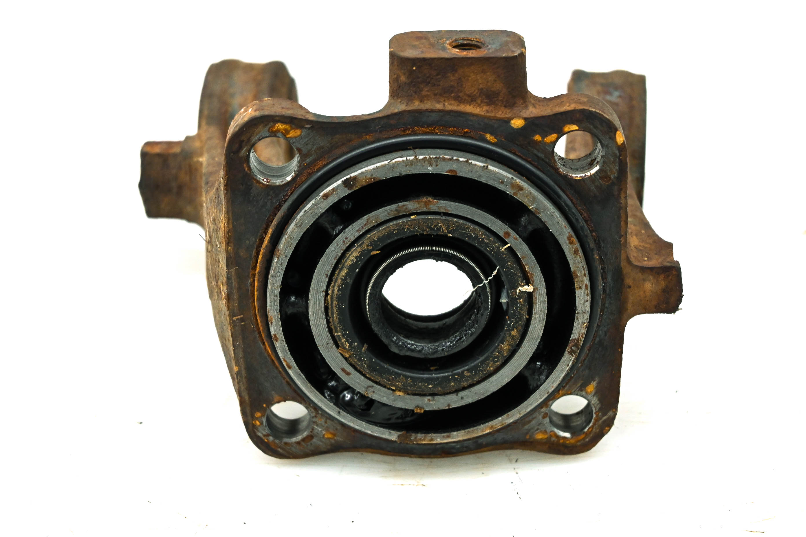 86 Honda Fourtrax 350 4x4 Front Right Spindle Knuckle Holder TRX350