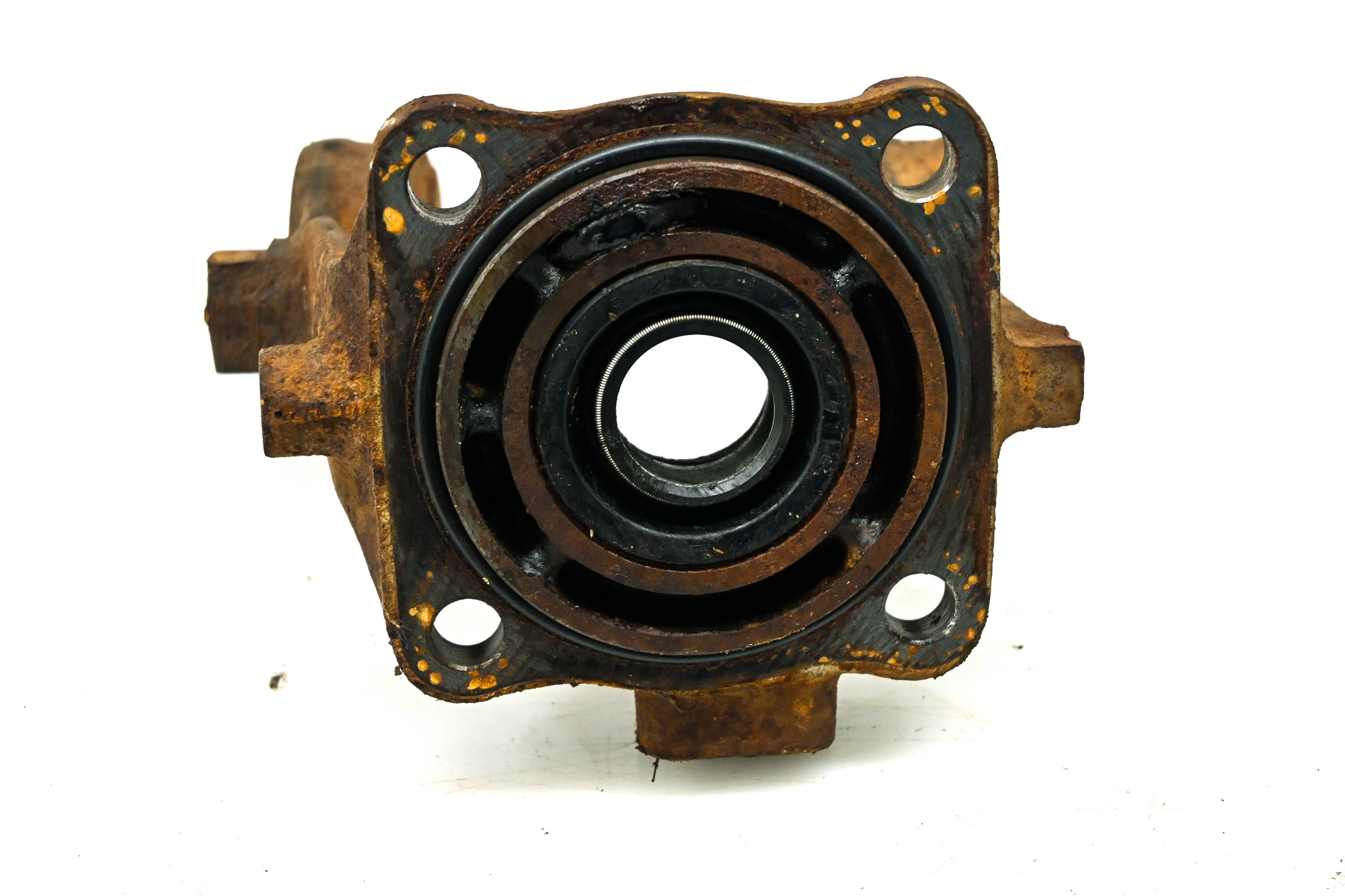 86 Honda Fourtrax 350 4x4 Front Left Spindle Knuckle Holder TRX350