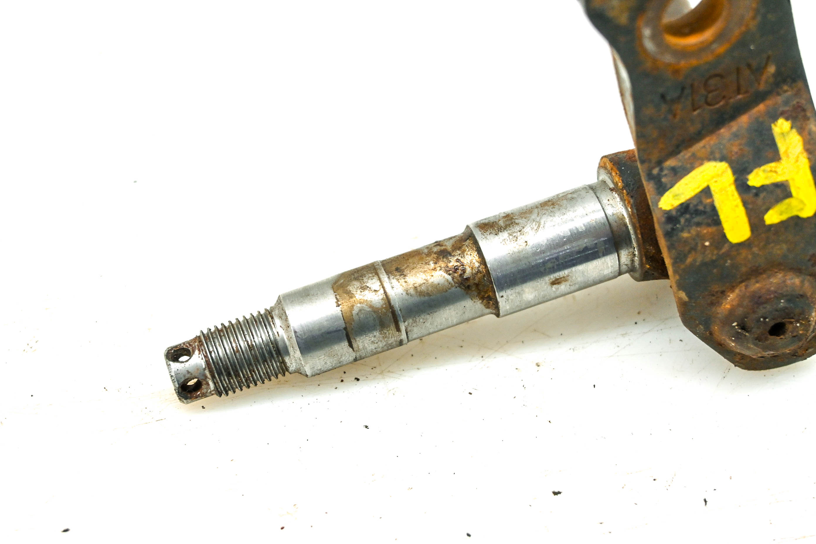 03 Polaris Predator 90 2x4 Front Left Spindle Knuckle