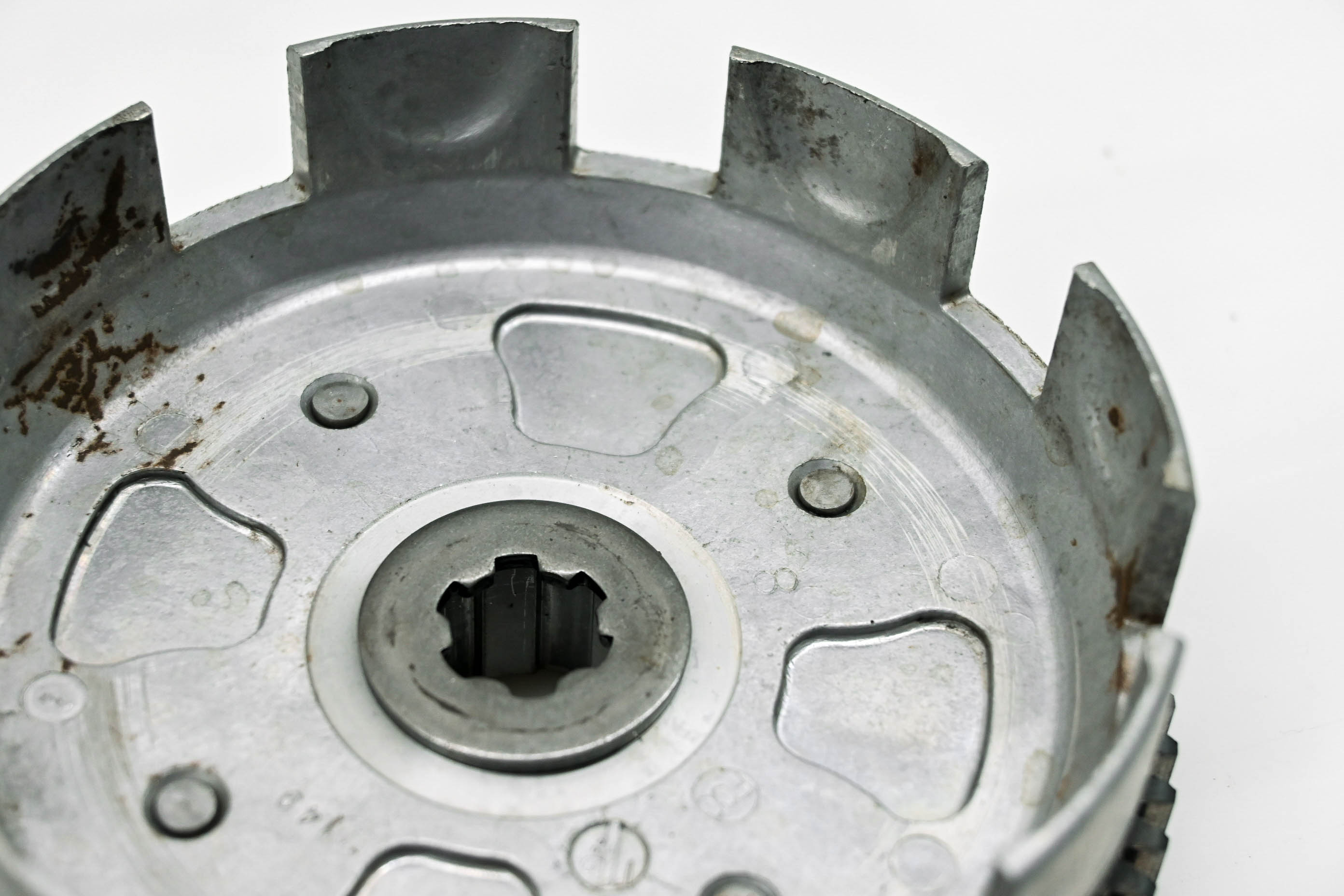 90 Honda XR80R Clutch Basket