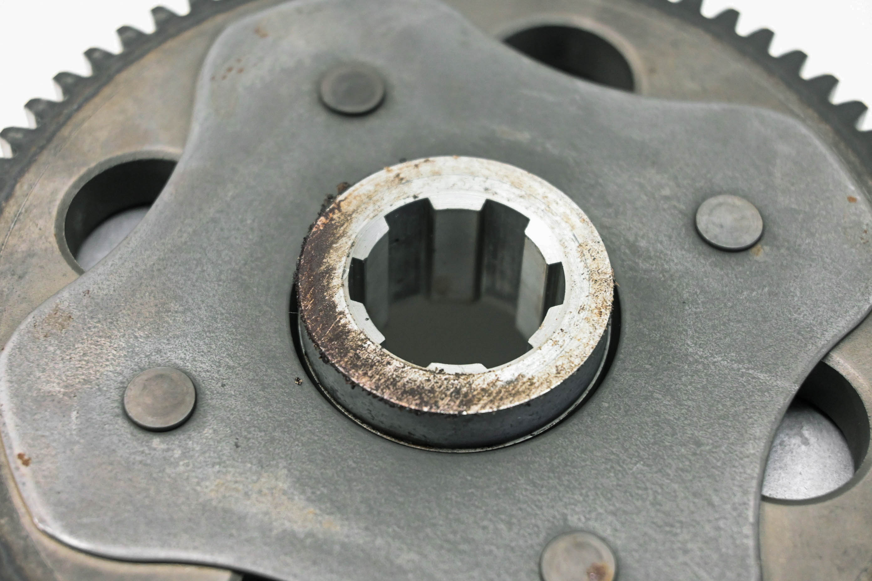 90 Honda XR80R Clutch Basket
