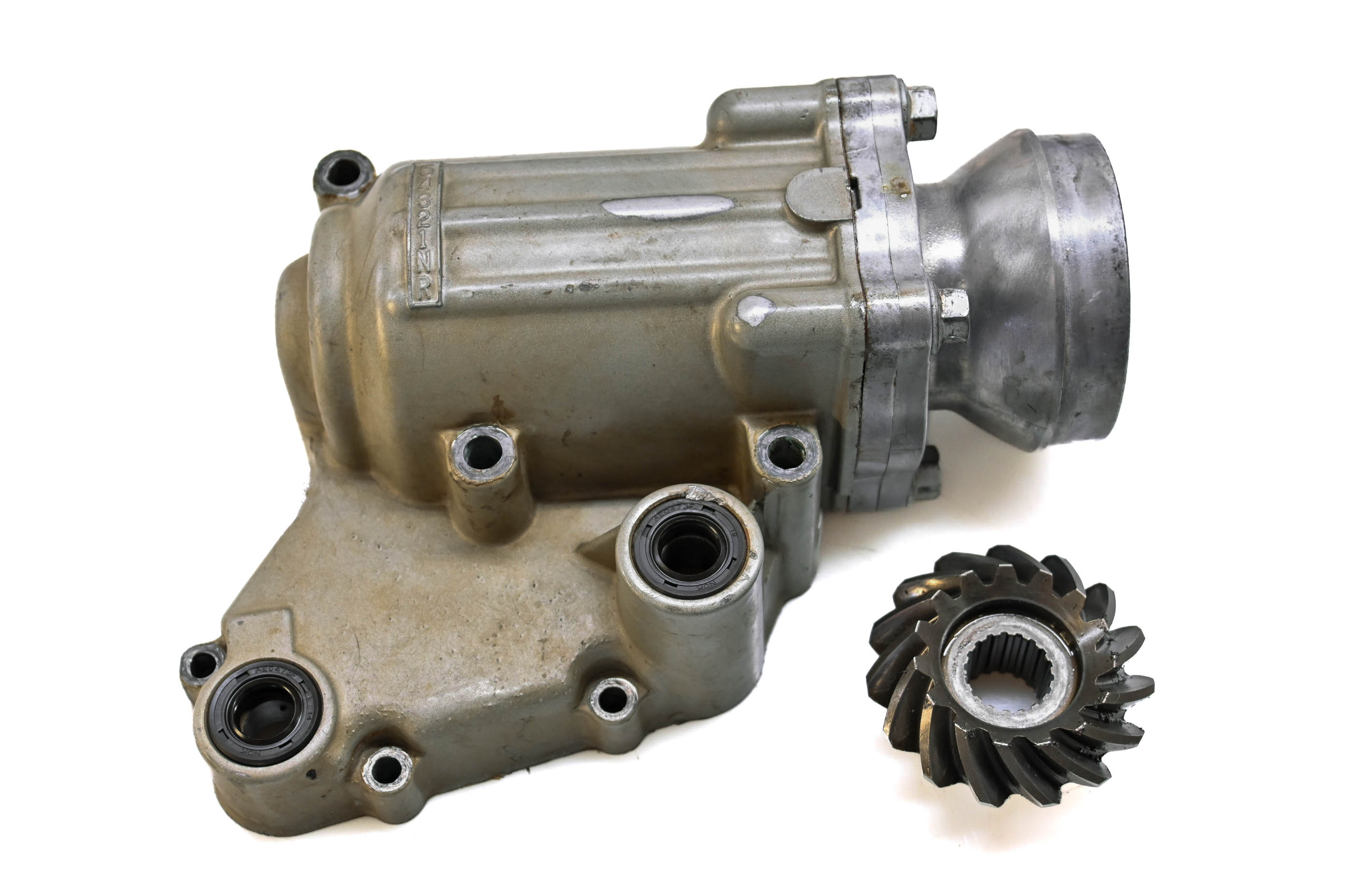 04 Kawasaki Bayou 250 2x4 Transmission Bevel Gears Output Shaft KLF250