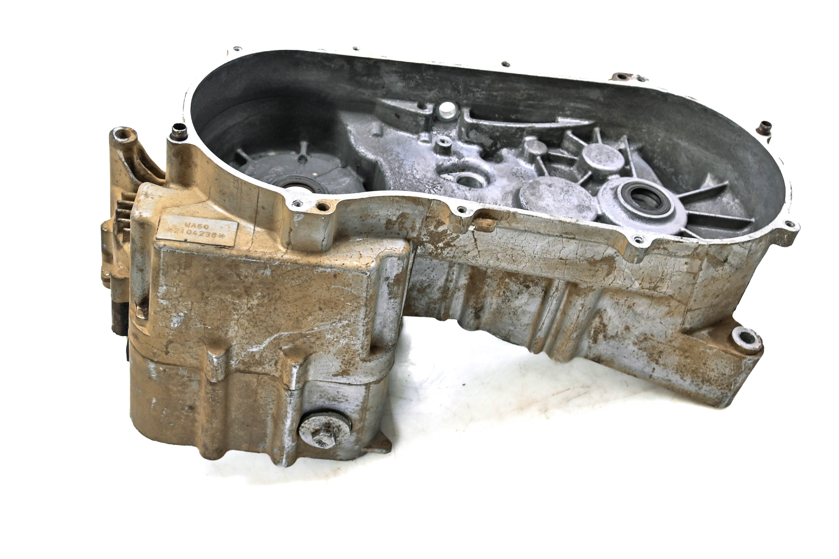 13 Kawasaki Brute Force 300 2x4 Crankcase Center Crank Case KVF300