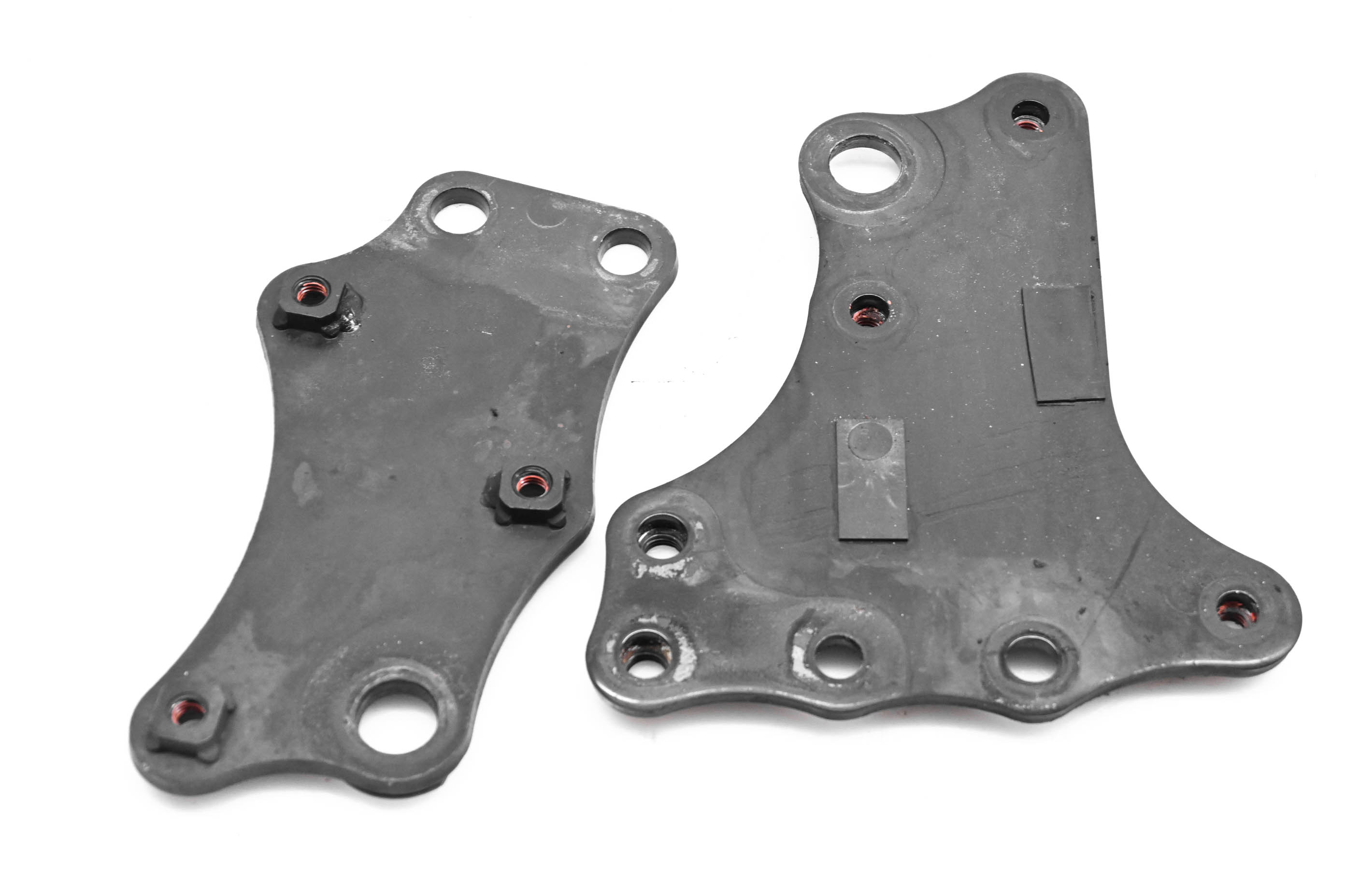 09 Yamaha FZ6R Foot Rest Peg Support Brackets Mounts Left & Right