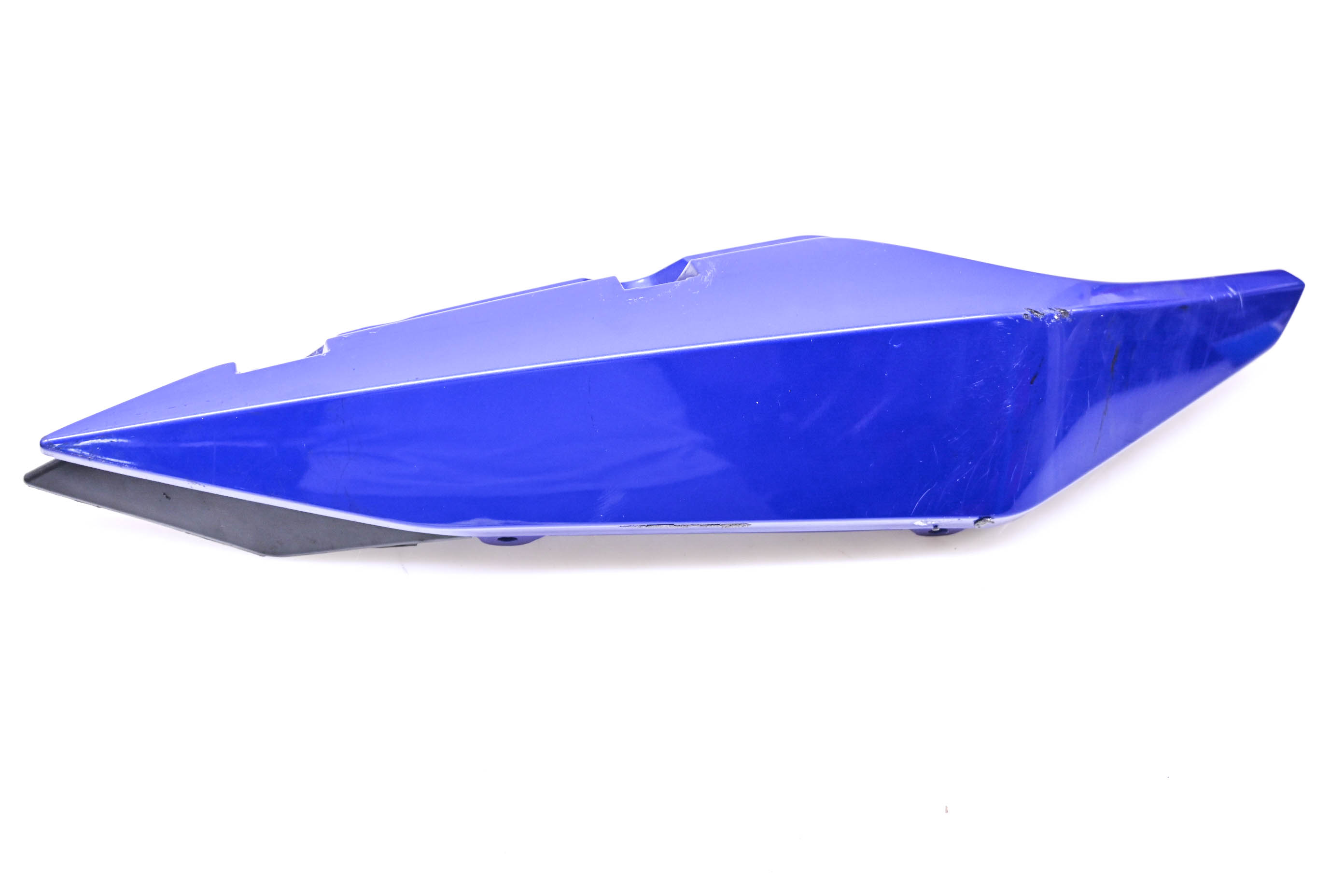 09 Yamaha FZ6R Rear Right Side Panel Shroud Cover