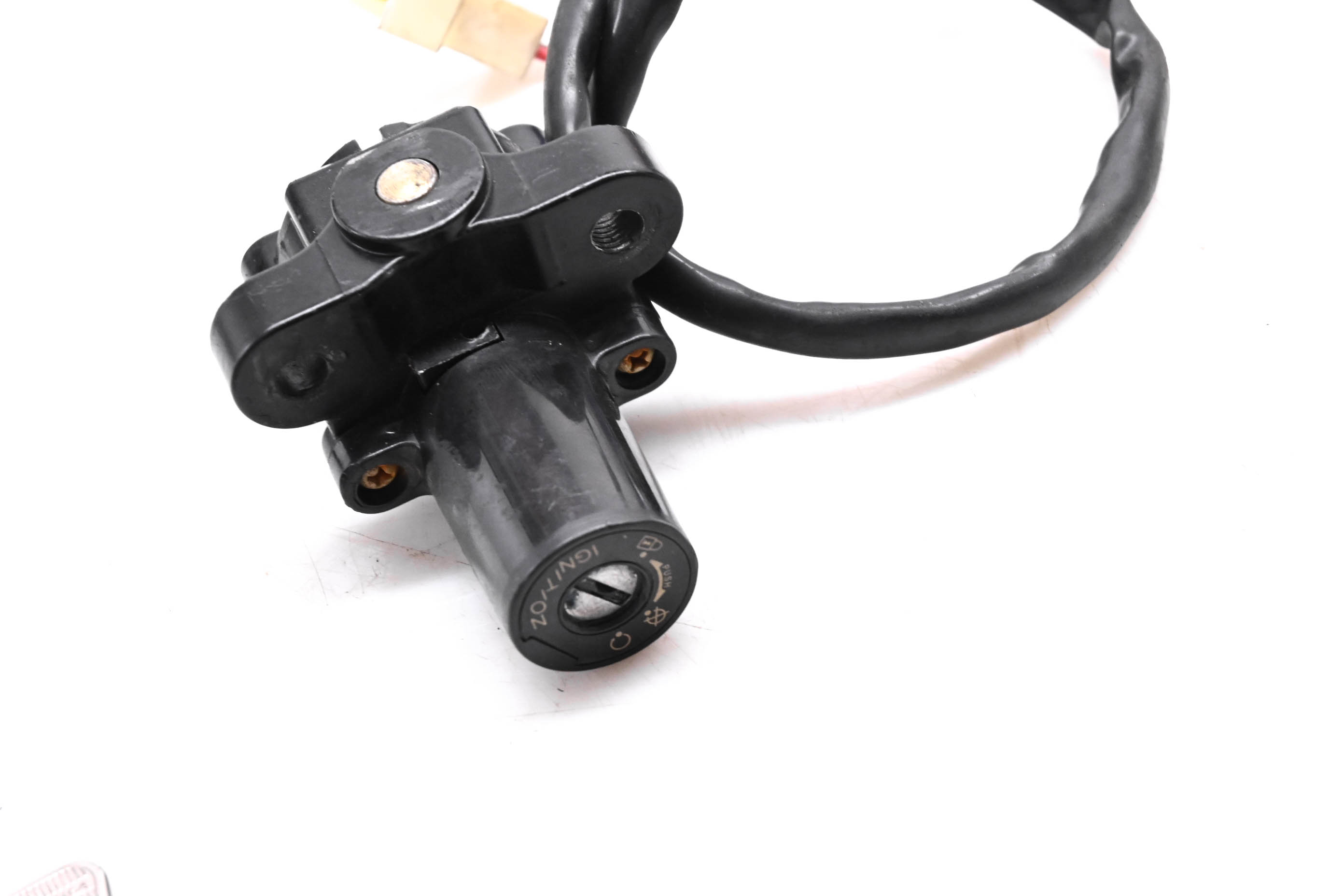 09 Yamaha FZ6R Key Switch & Gas Tank Locks