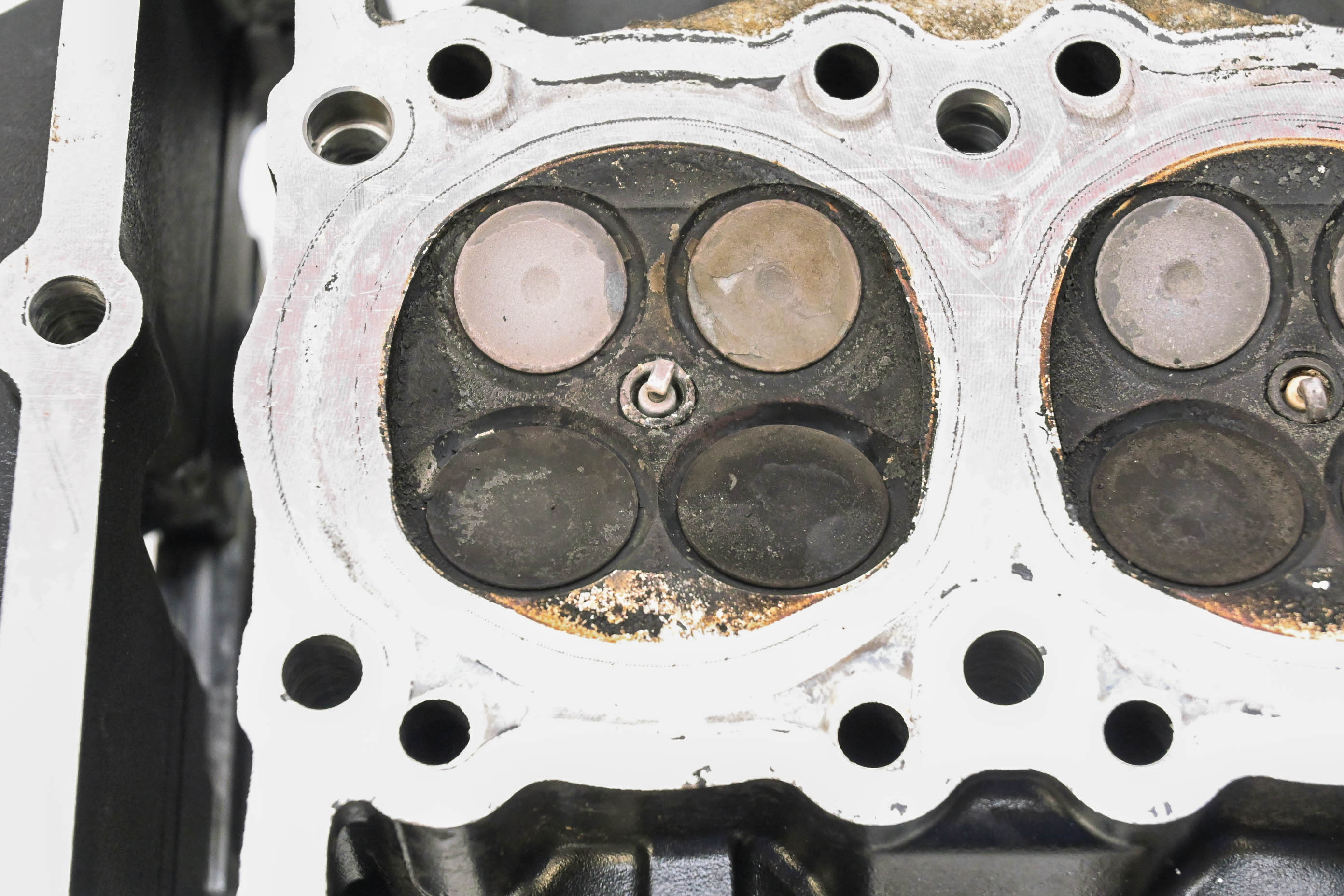 13 Kawasaki Ninja 300 Cylinder Head EX300