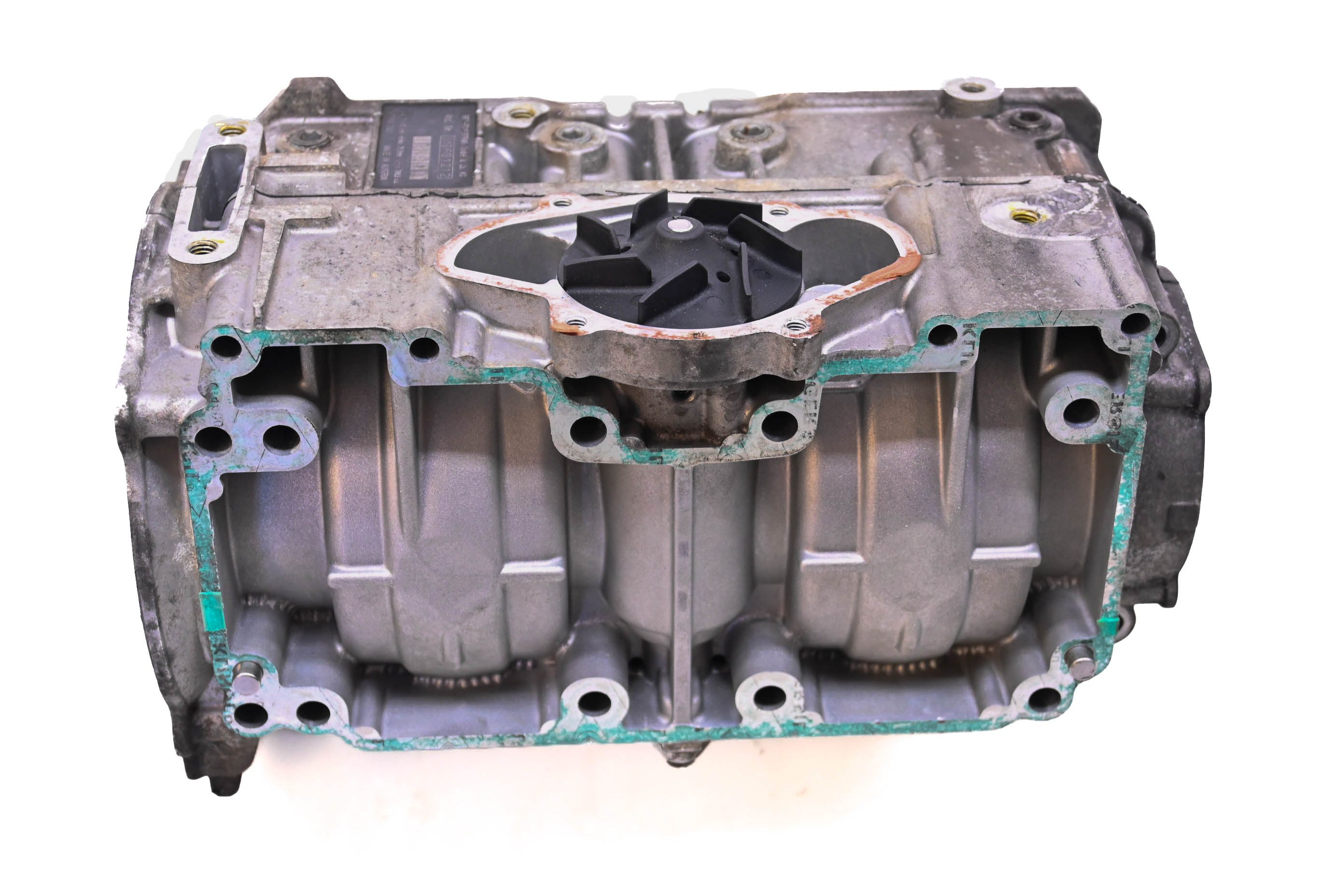 15 Ski-Doo Renegade Adrenaline 800R E-TEC Crankcase Center Crank Case 137"