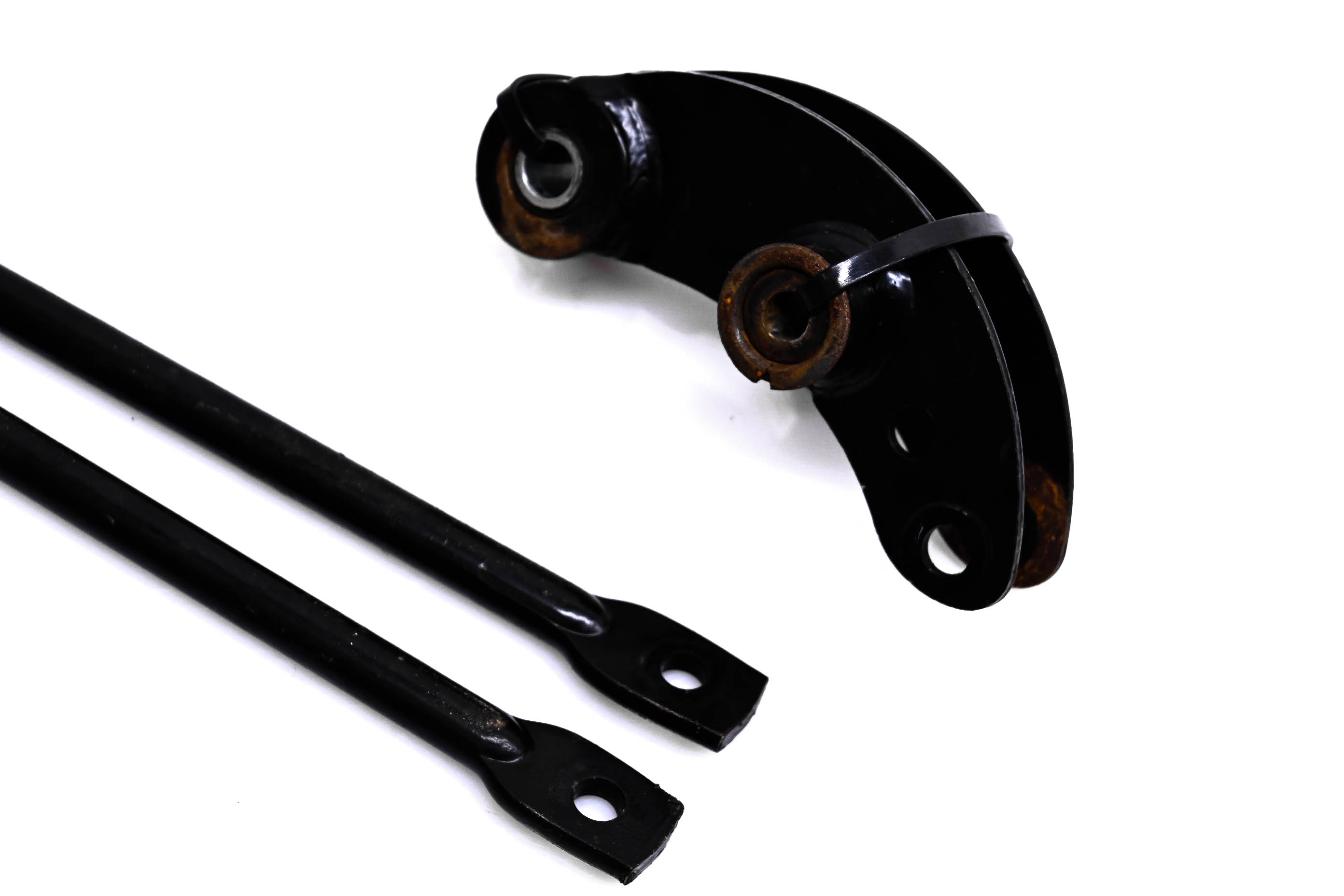 15 Ski-Doo Renegade Adrenaline 800R E-TEC Rear Shock Linkage 137"