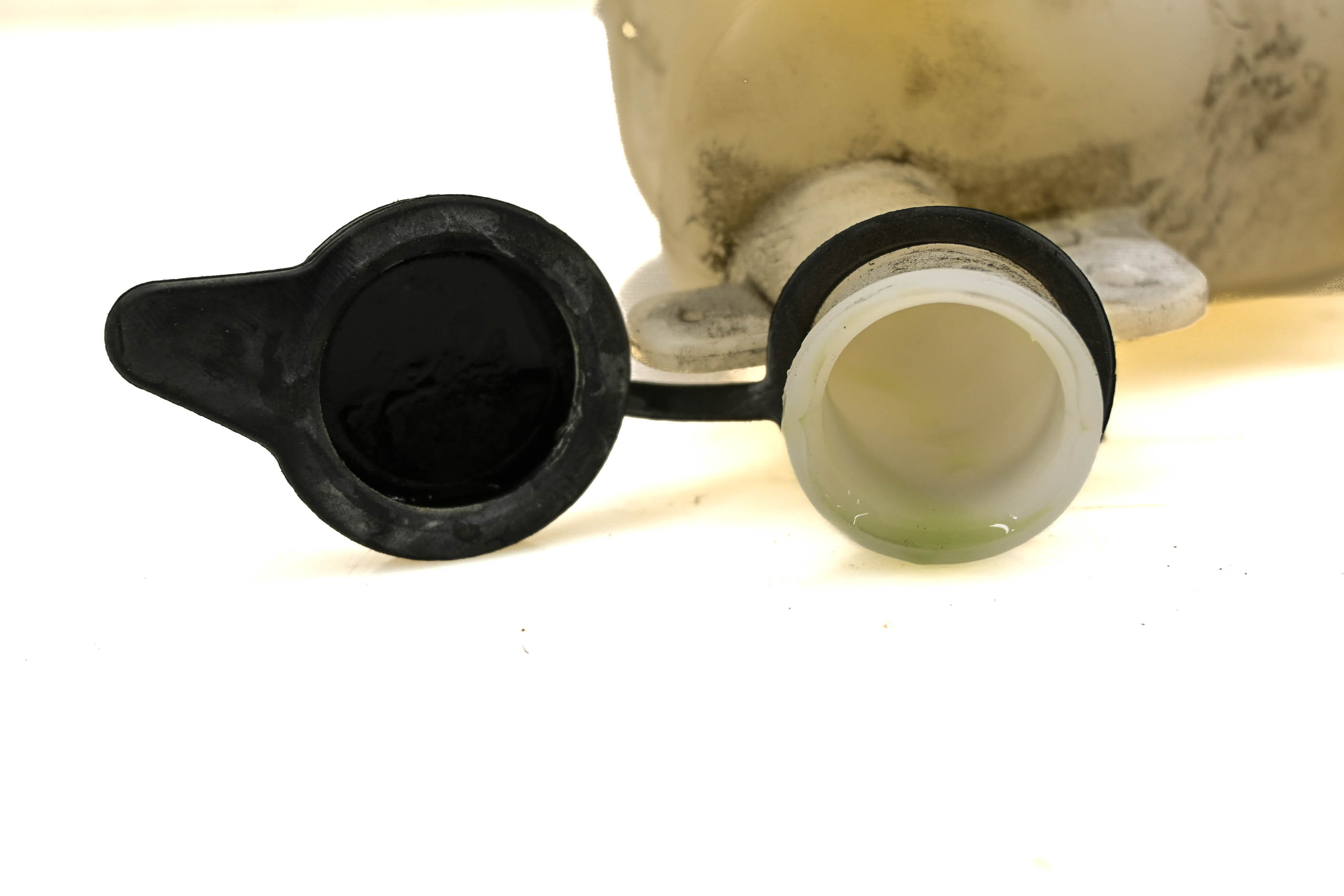 11 Honda Silverwing 600 ABS Coolant Overflow Radiator Bottle FSC600A