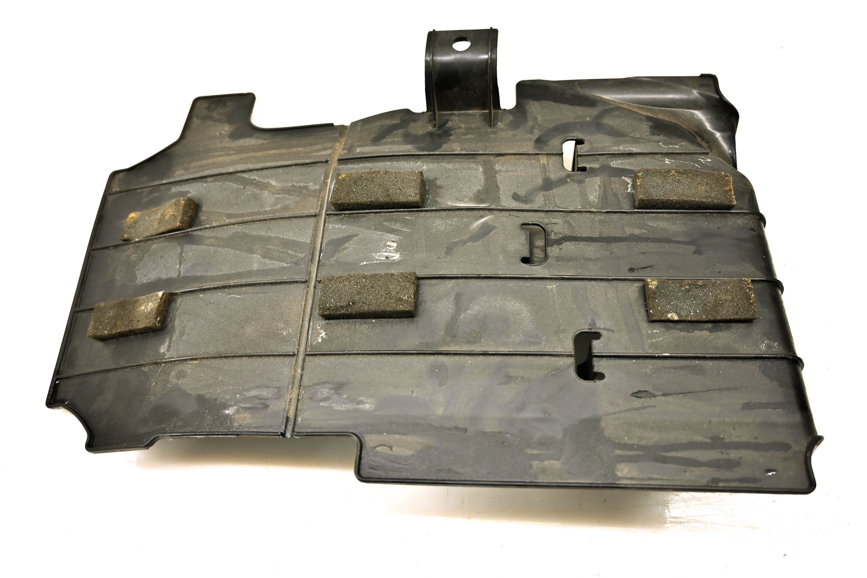 11 Honda Silverwing 600 ABS Air Intake Duct Cover FSC600A