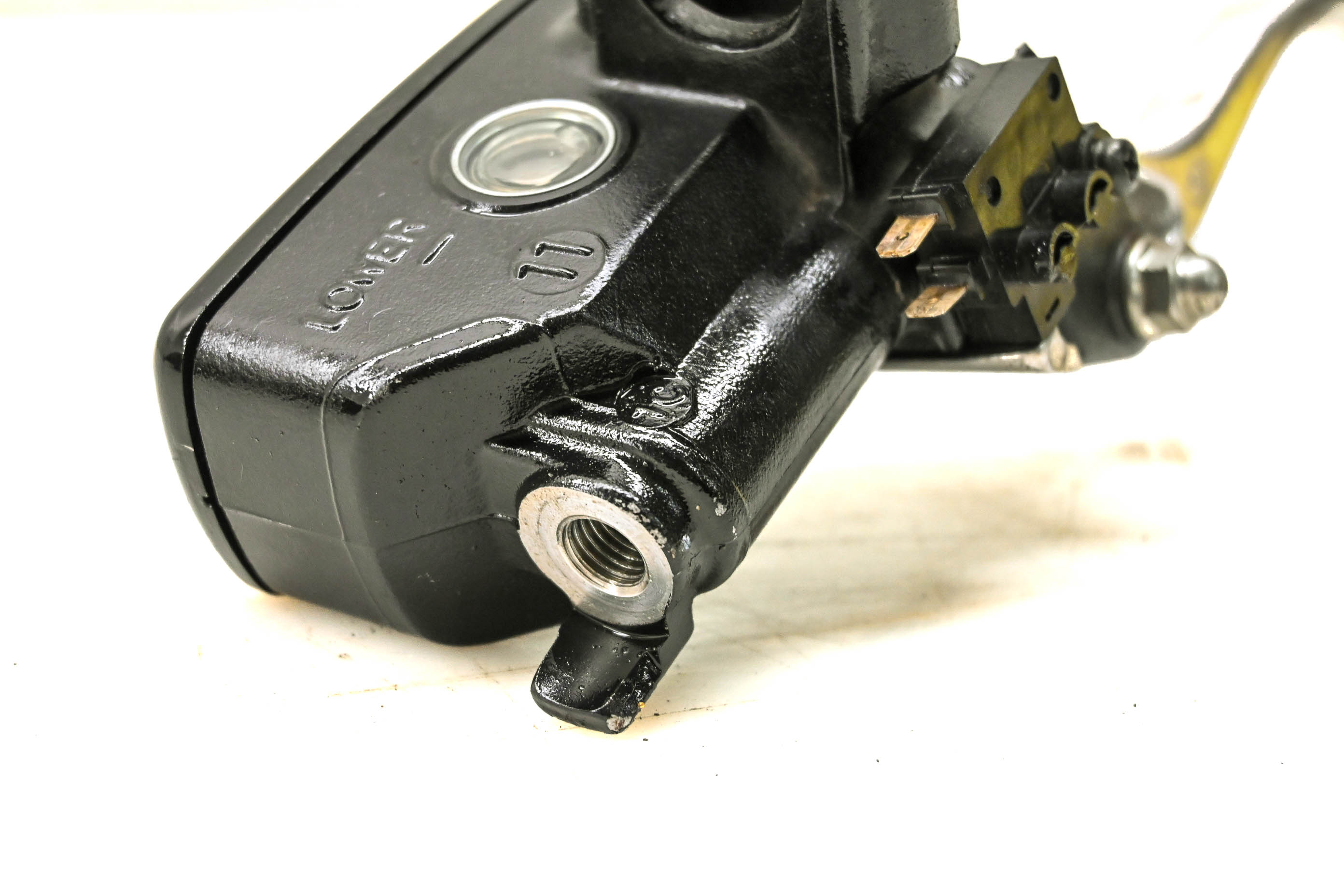 11 Honda Silverwing 600 ABS Front Brake Master Cylinder & Lever FSC600A