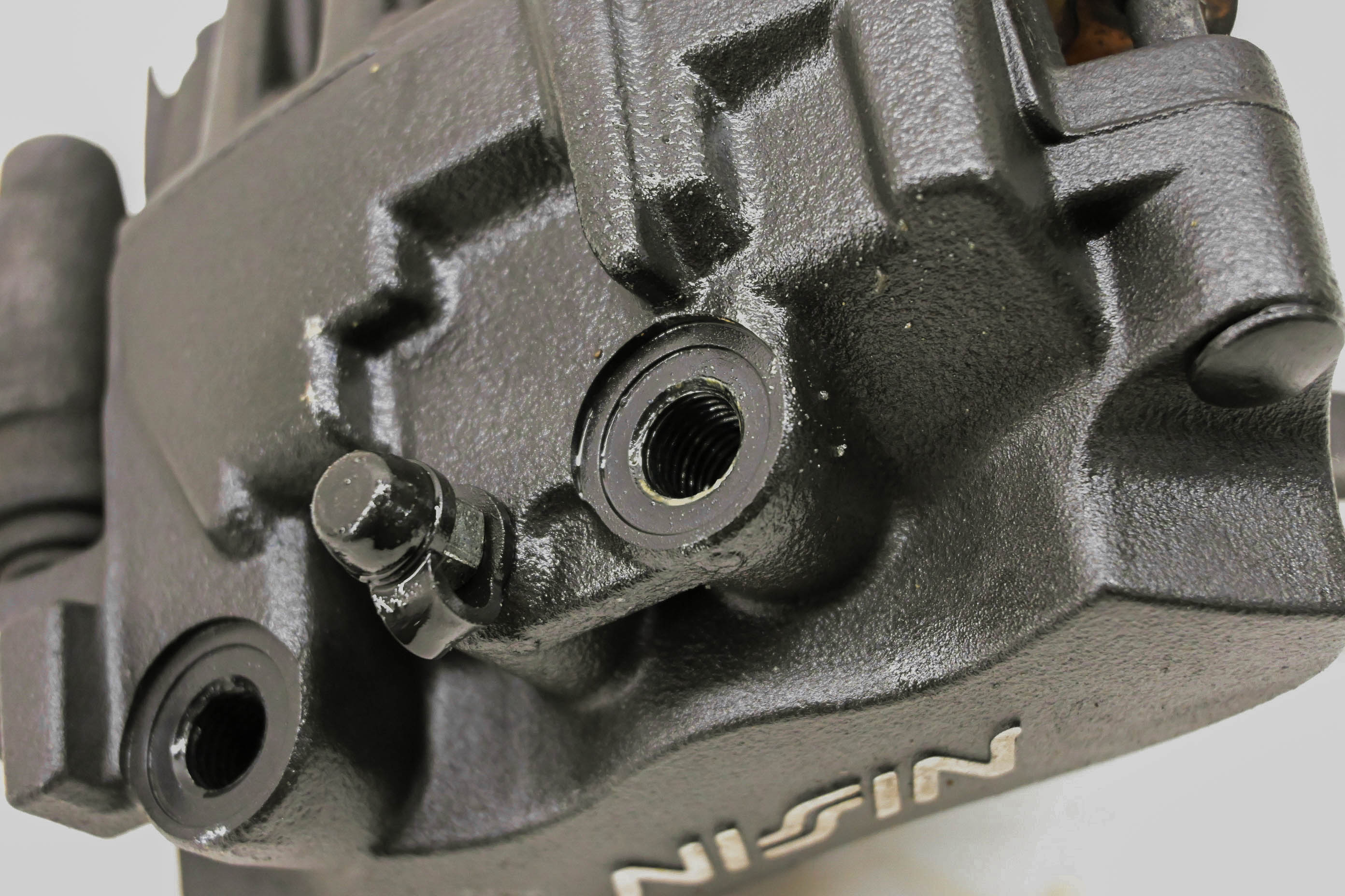 11 Honda Silverwing 600 ABS Front Brake Caliper & Mounting Bracket FSC600A