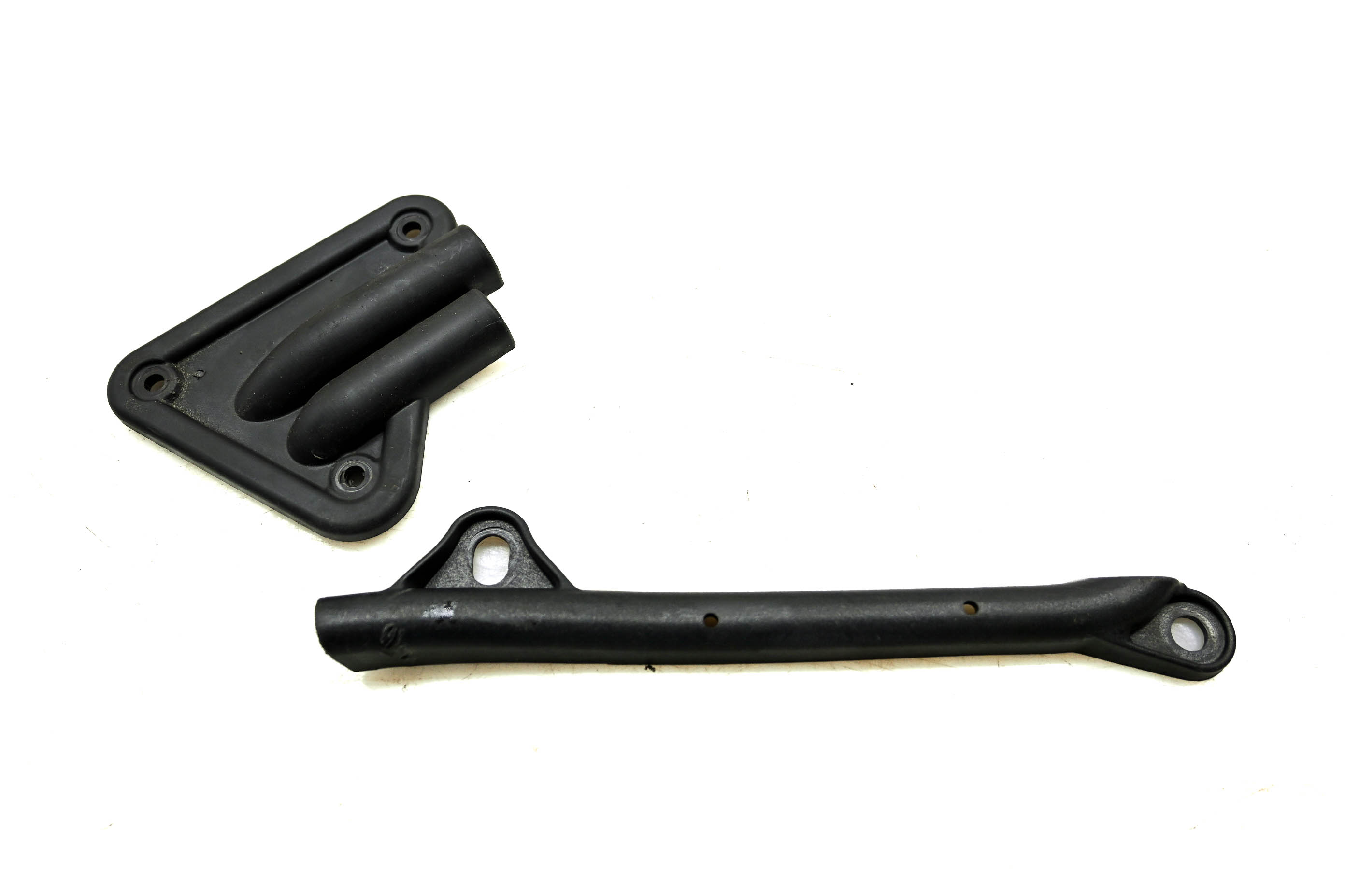 09 Aprilia Shiver 750 Air Box Hose Guide Covers SL750