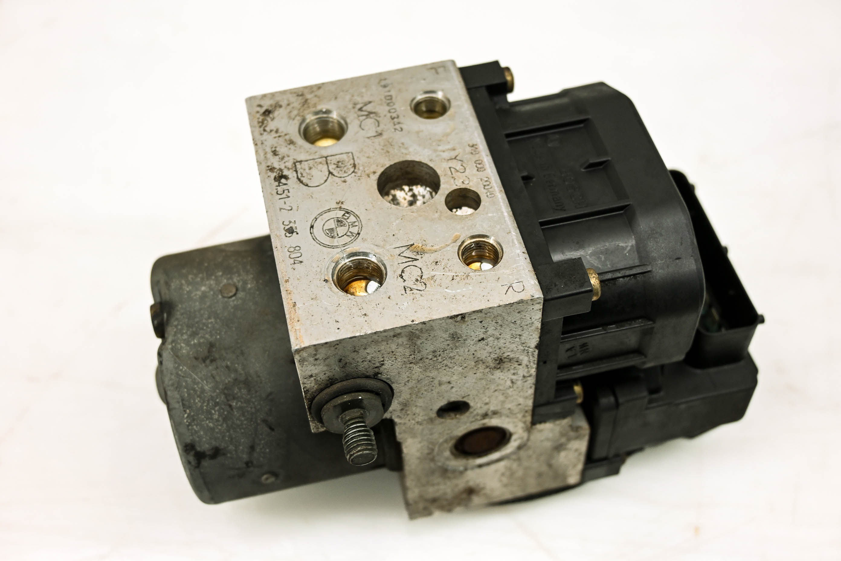 02 BMW F650GS ABS Abs Pump Block