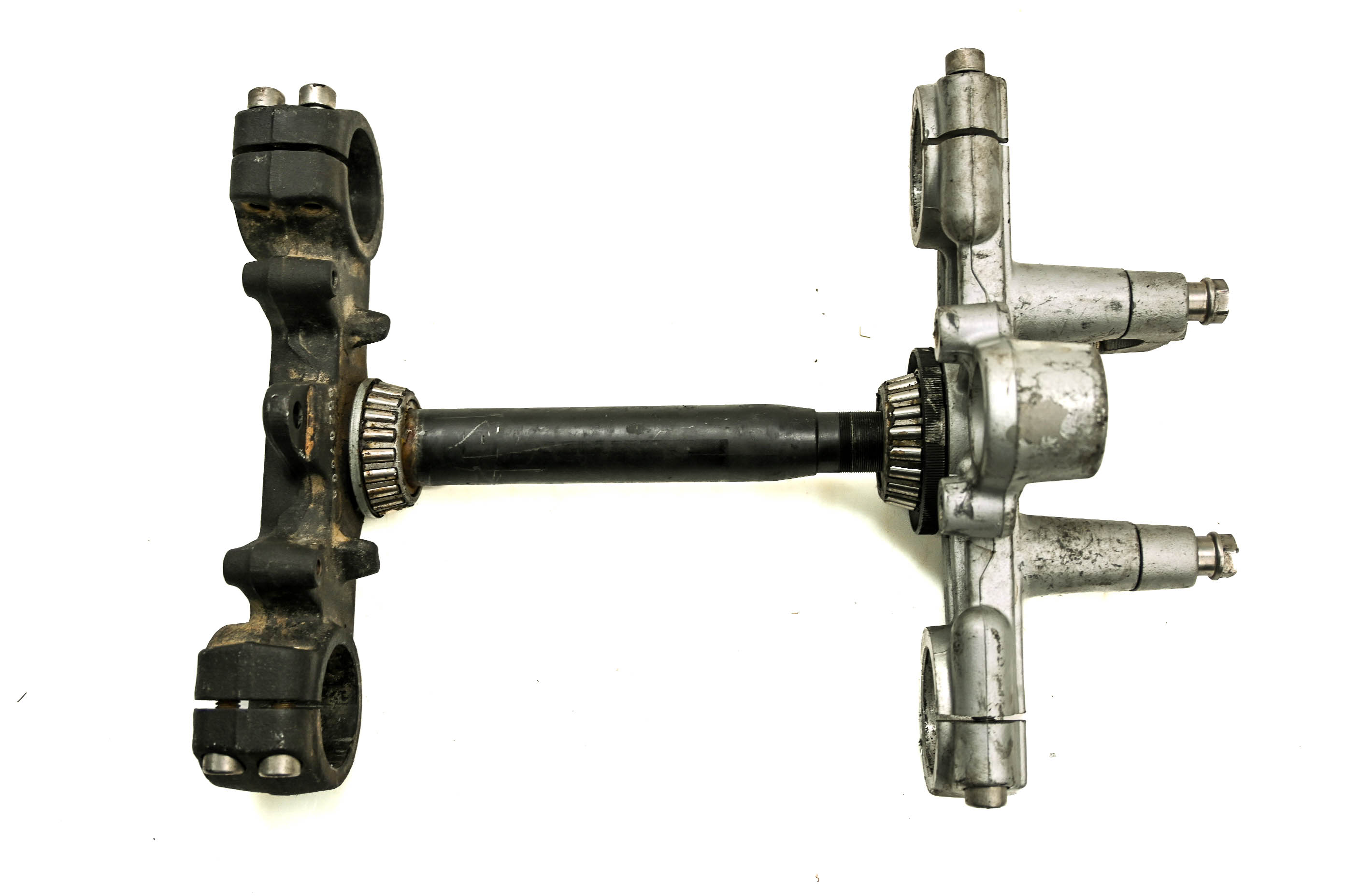 02 BMW F650GS ABS Triple Tree Handlebar Clamps