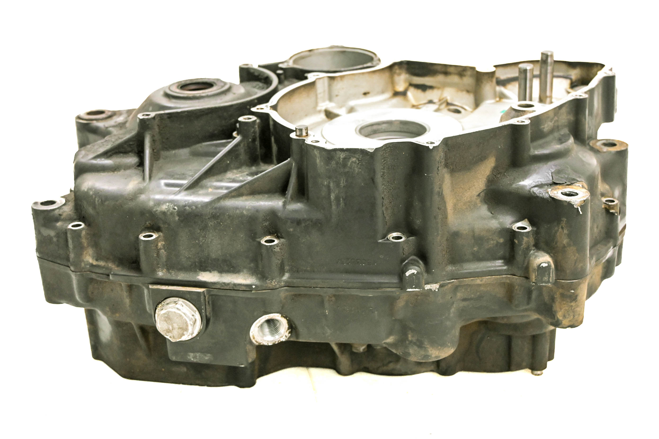 14 BMW G650GS Sertao Crankcase Center Crank Case