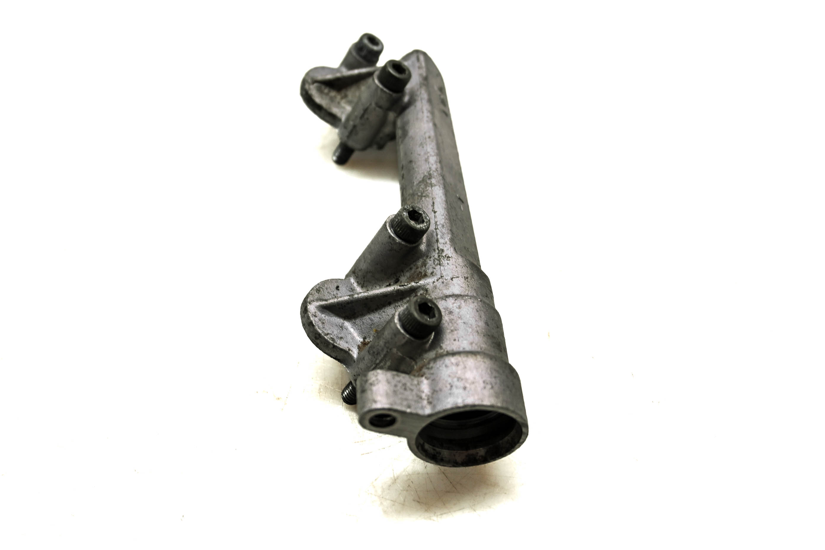 06 Yamaha YZF600R Water Pipe Joint