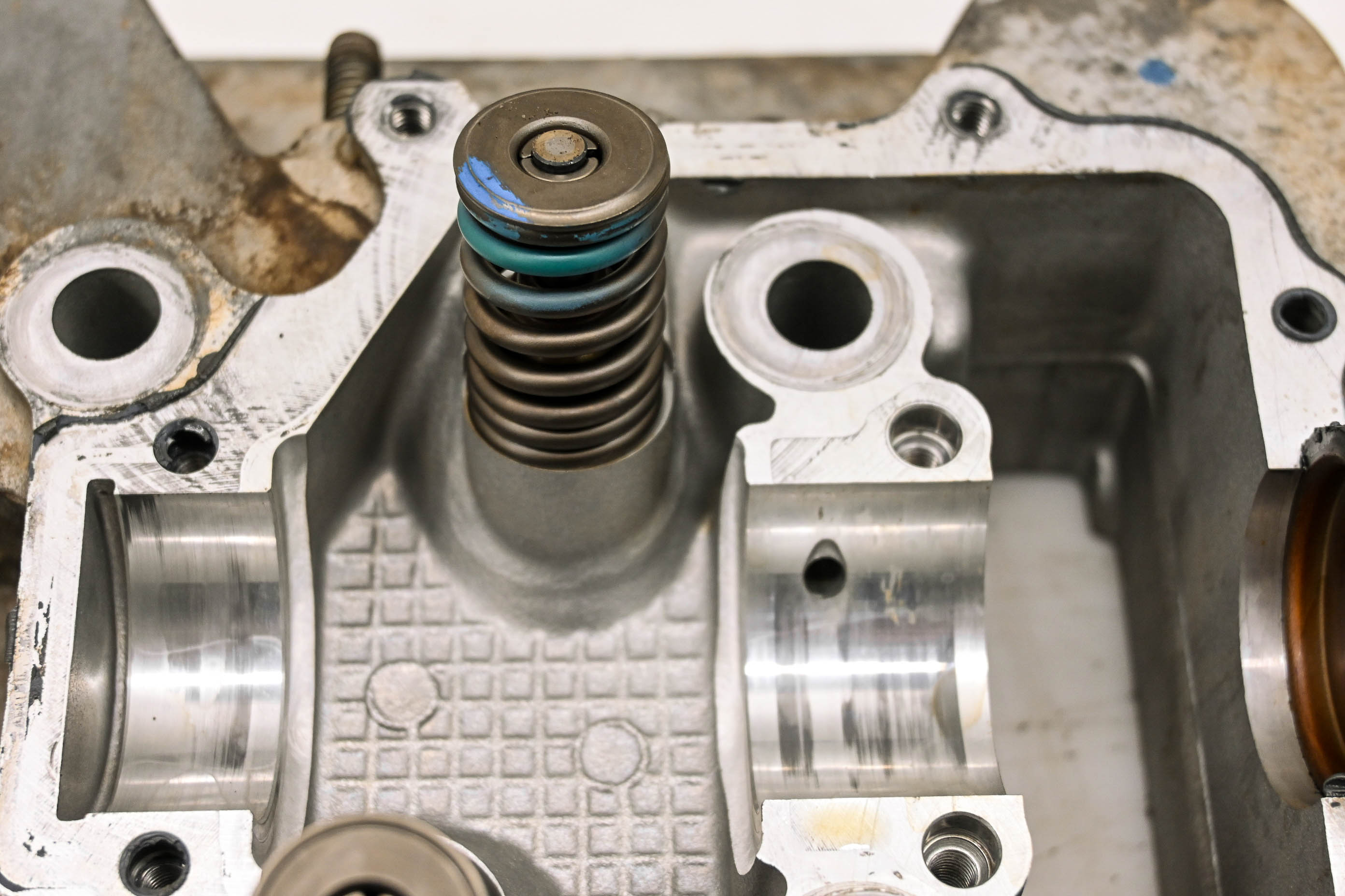 11 Polaris Trail Boss 330 2x4 Cylinder Head