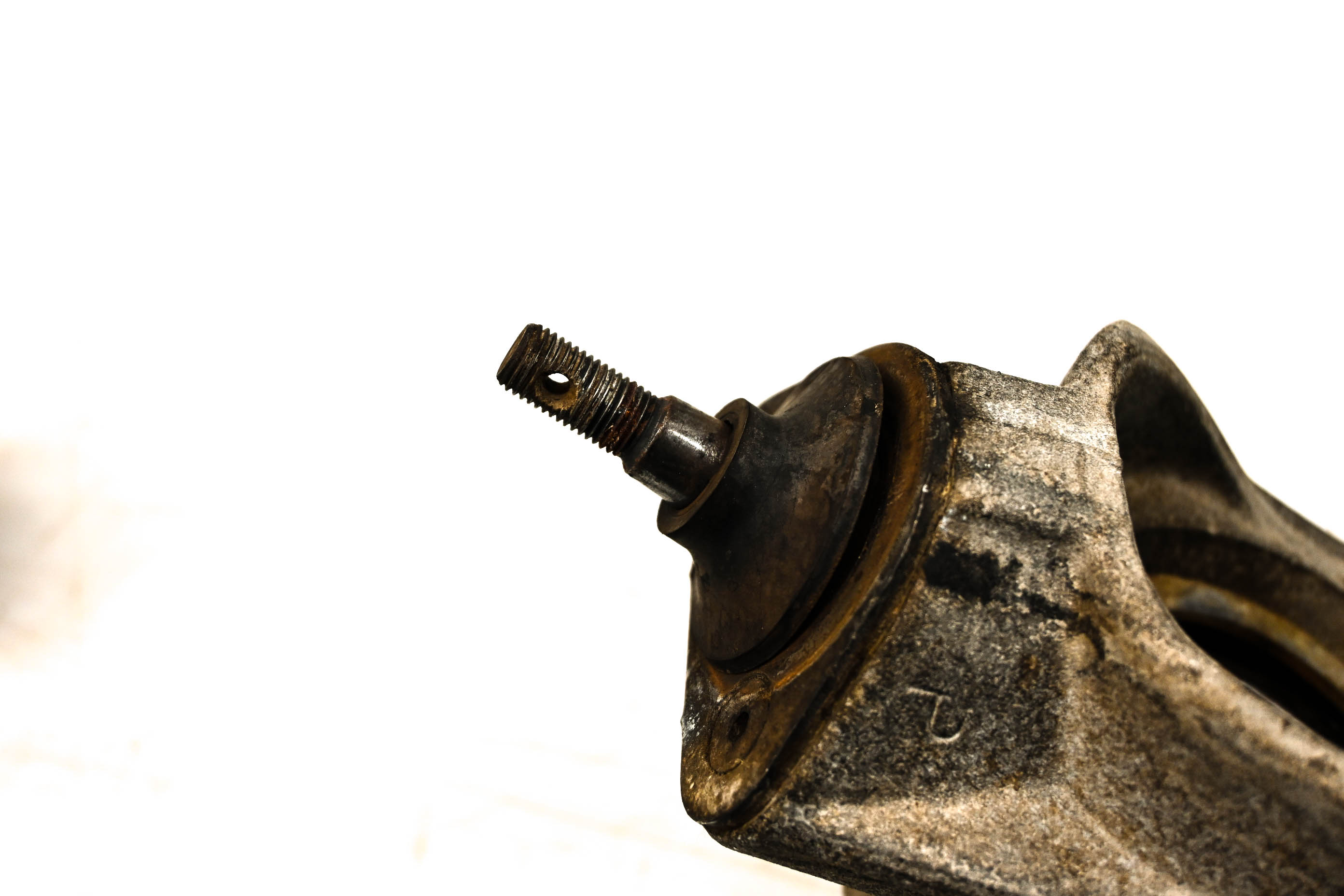 11 Polaris Trail Boss 330 2x4 Front Left Spindle Knuckle