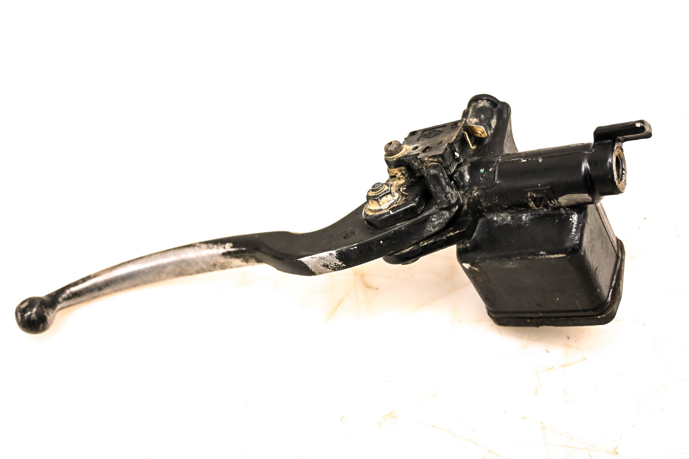 21 Kawasaki Brute Force 300 2x4 Front Brake Master Cylinder & Lever KVF300