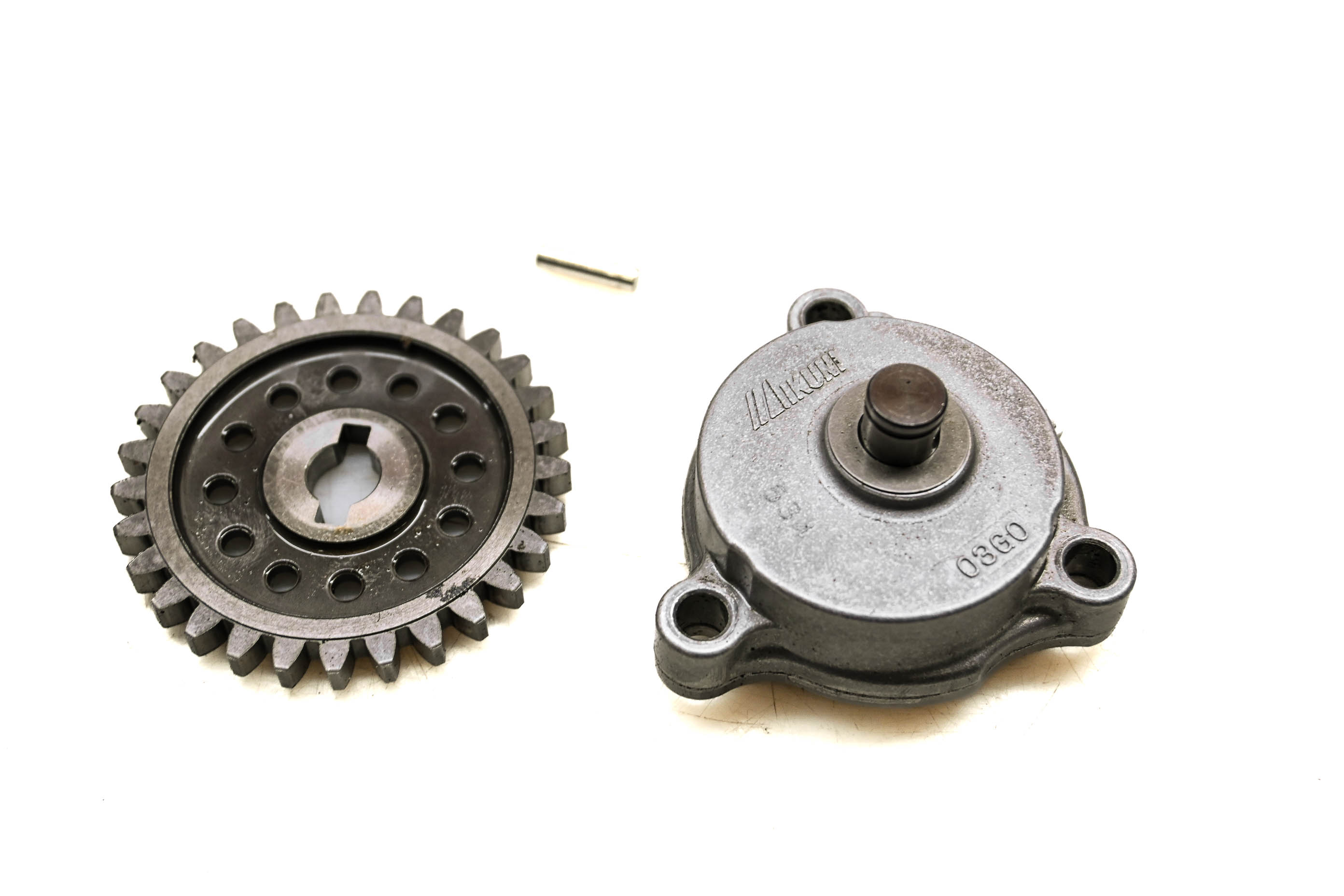 06 Suzuki Vinson 500 4x4 Oil Pump LTA500F