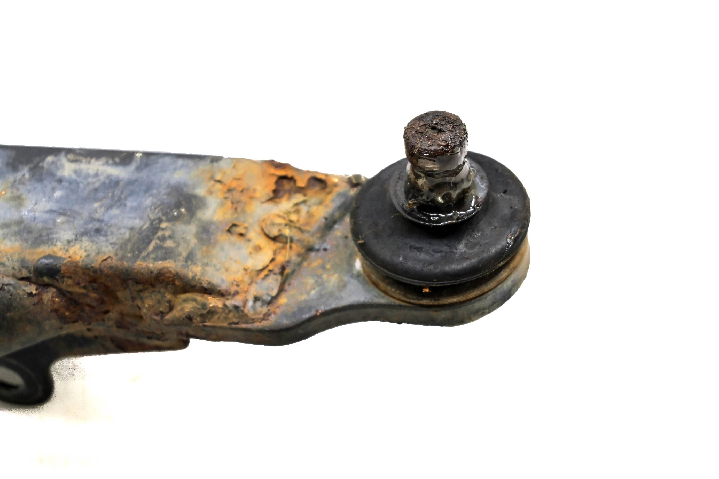 06 Suzuki Vinson 500 4x4 Front Upper Right A-Arm LTA500F