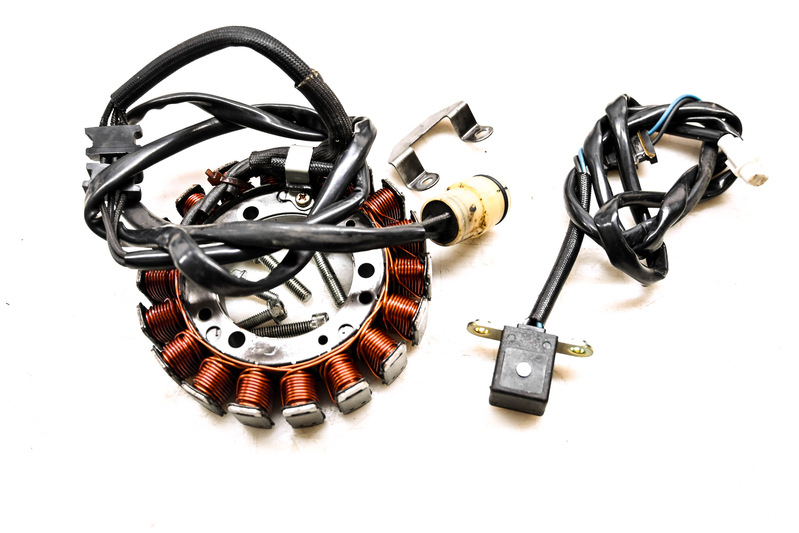 04 Arctic Cat 650 V2 4x4 Stator