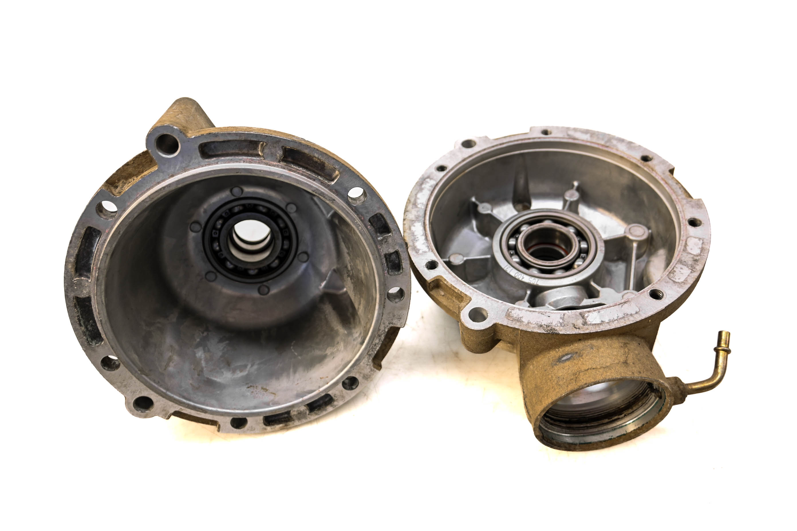 04 Can-Am Outlander 400 4x4 Front Differential Gear Case Housing Bombardier