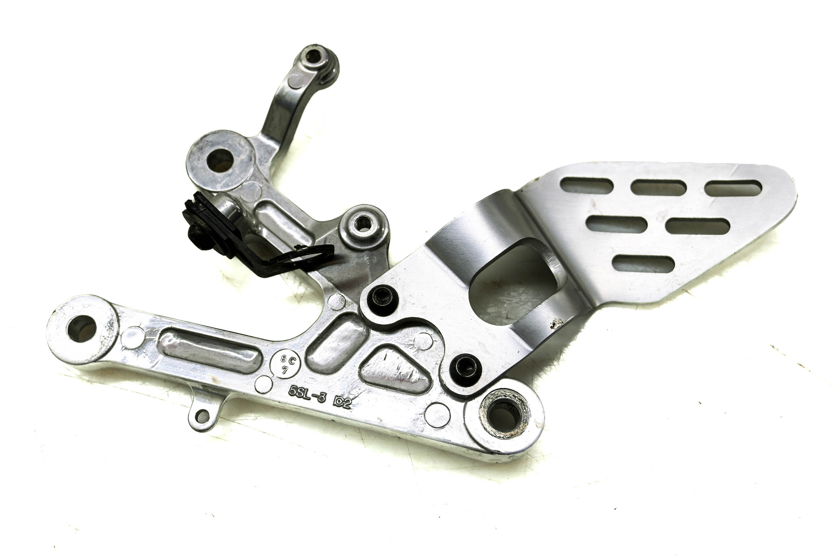 06 Yamaha YZF R6S Right Side Foot Peg Bracket Mount