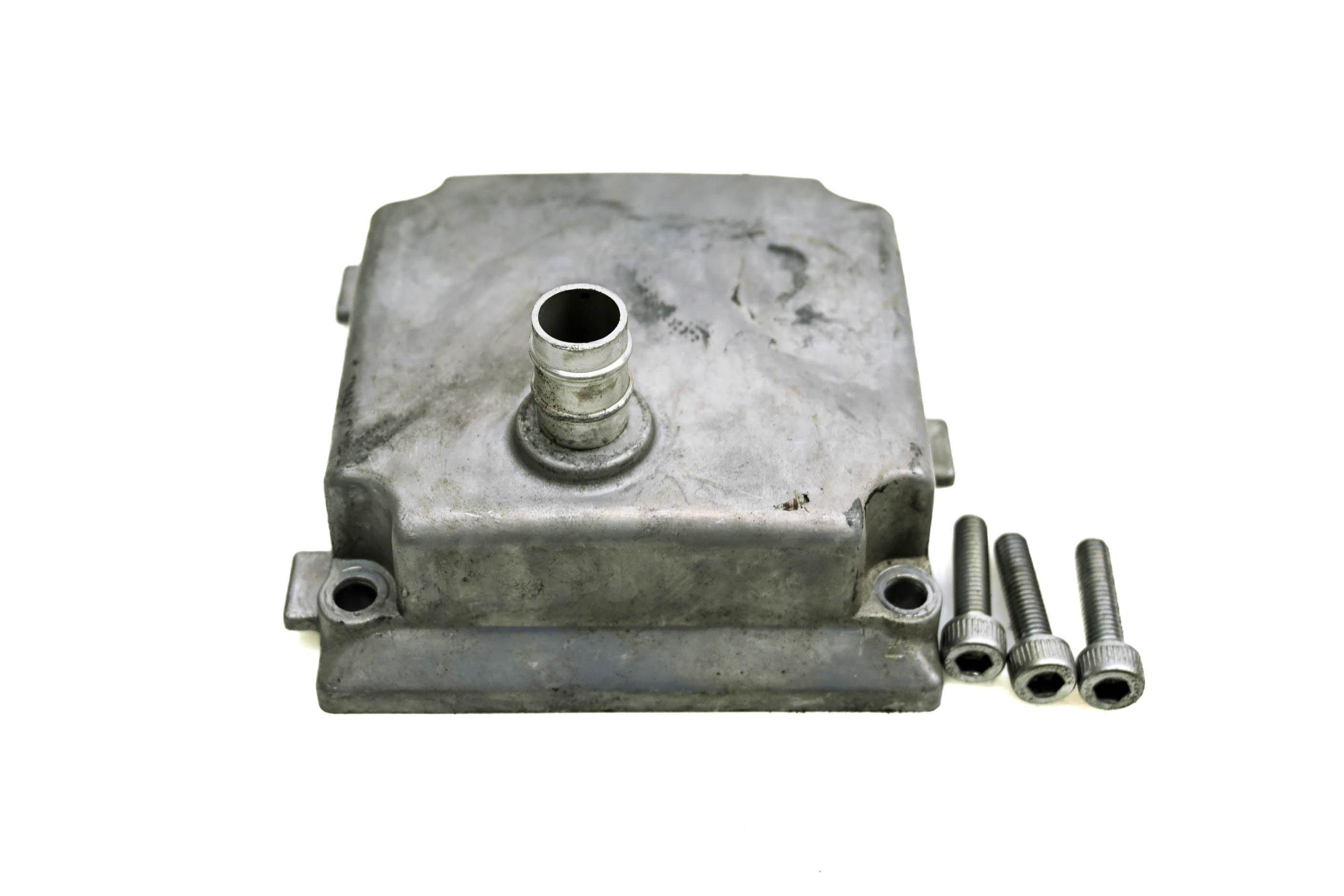 06 Yamaha YZF R6S Crankcase Breather Vent Cover