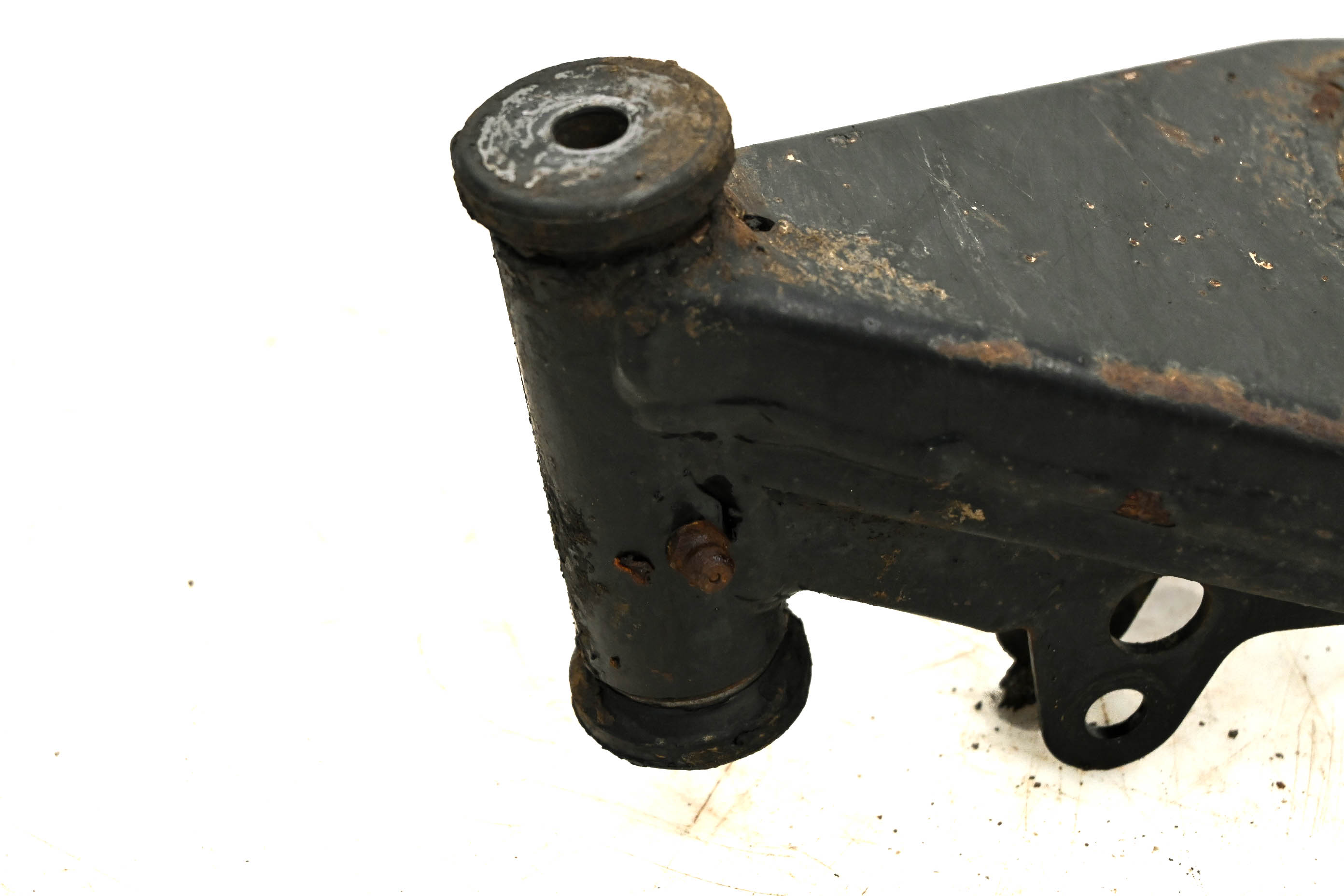 00 Kawasaki Bayou 220 2x4 Front Upper Left A-Arm KLF220