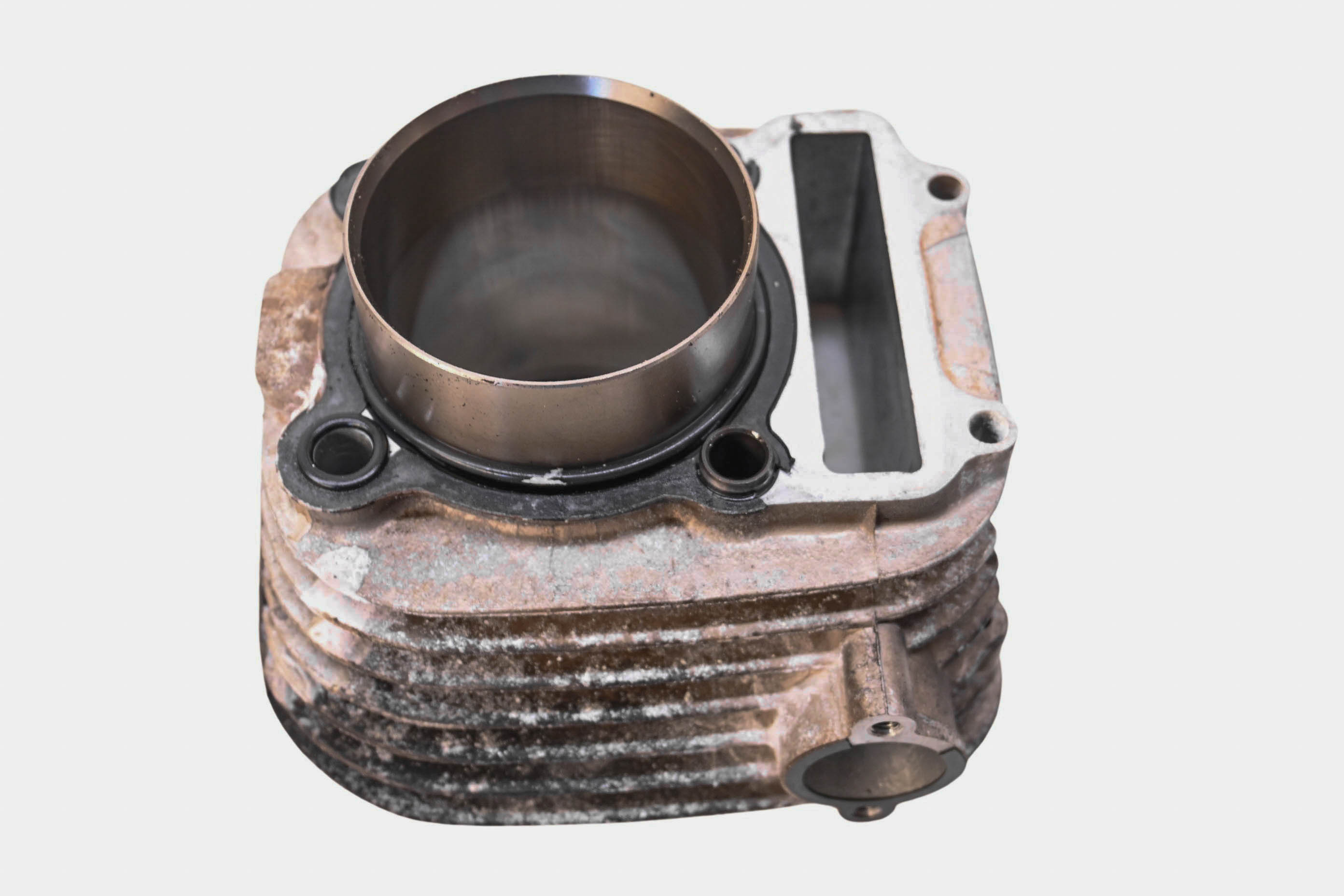 03 Yamaha TTR225 Cylinder