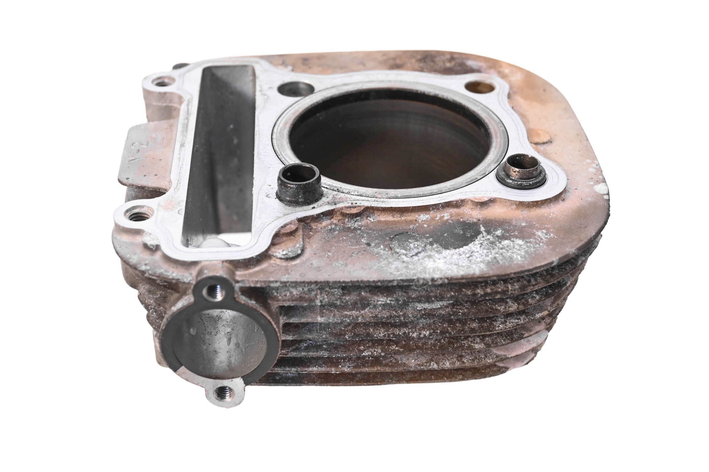 03 Yamaha TTR225 Cylinder