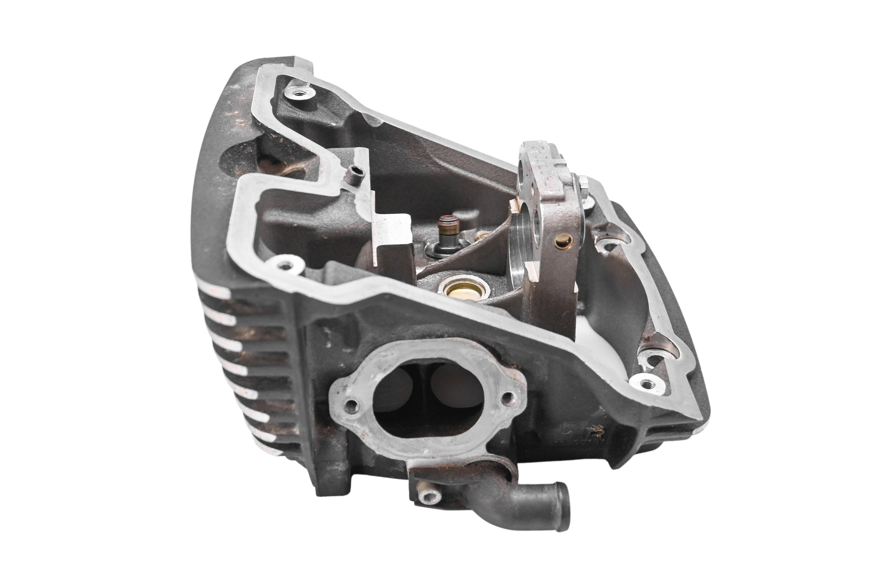 18 Harley Davidson XG750 Rear Cylinder Head