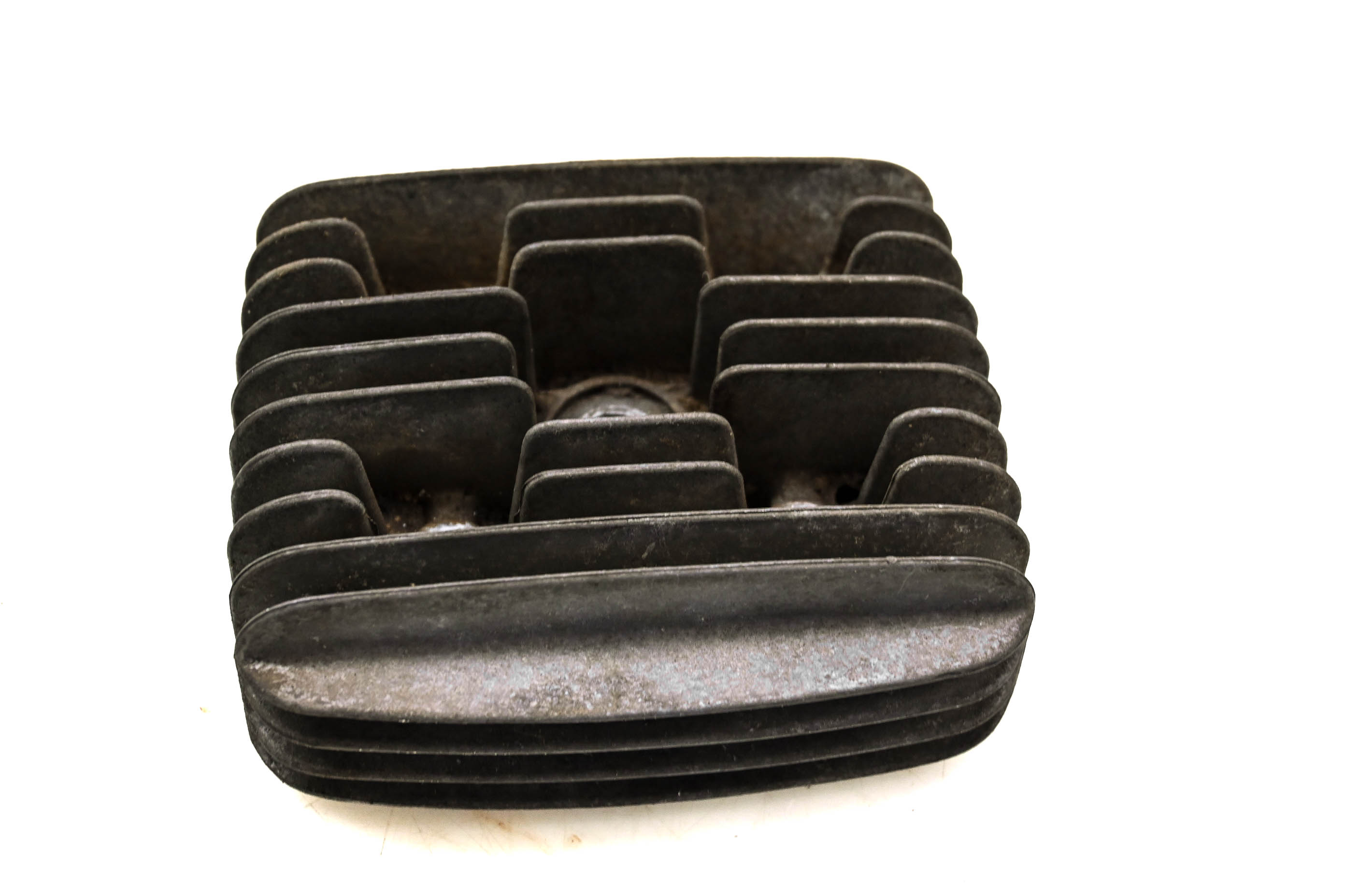 72 Yamaha Street 100 Cylinder Head LS2