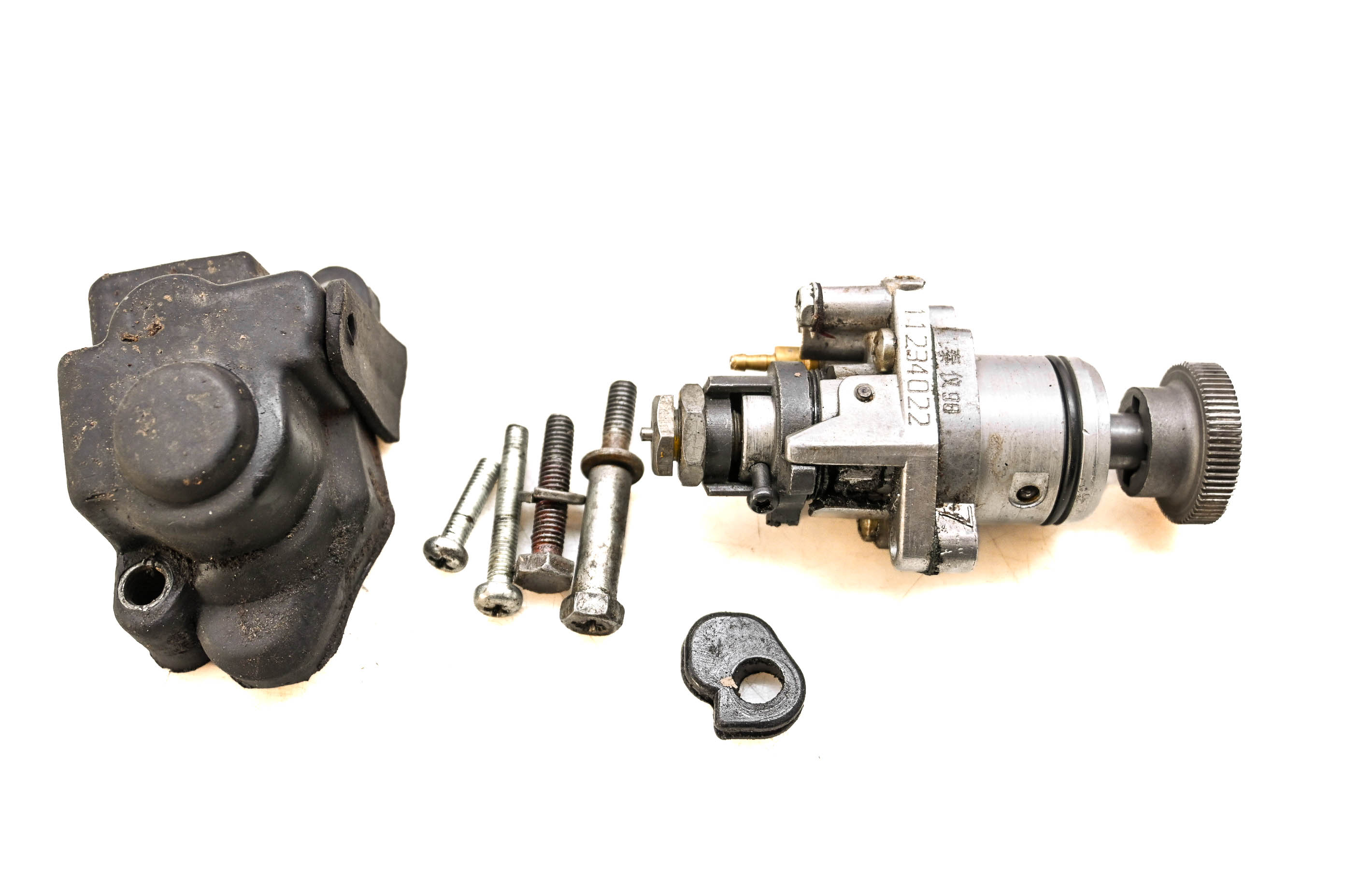 00 Yamaha PW80 Oil Pump & Cover